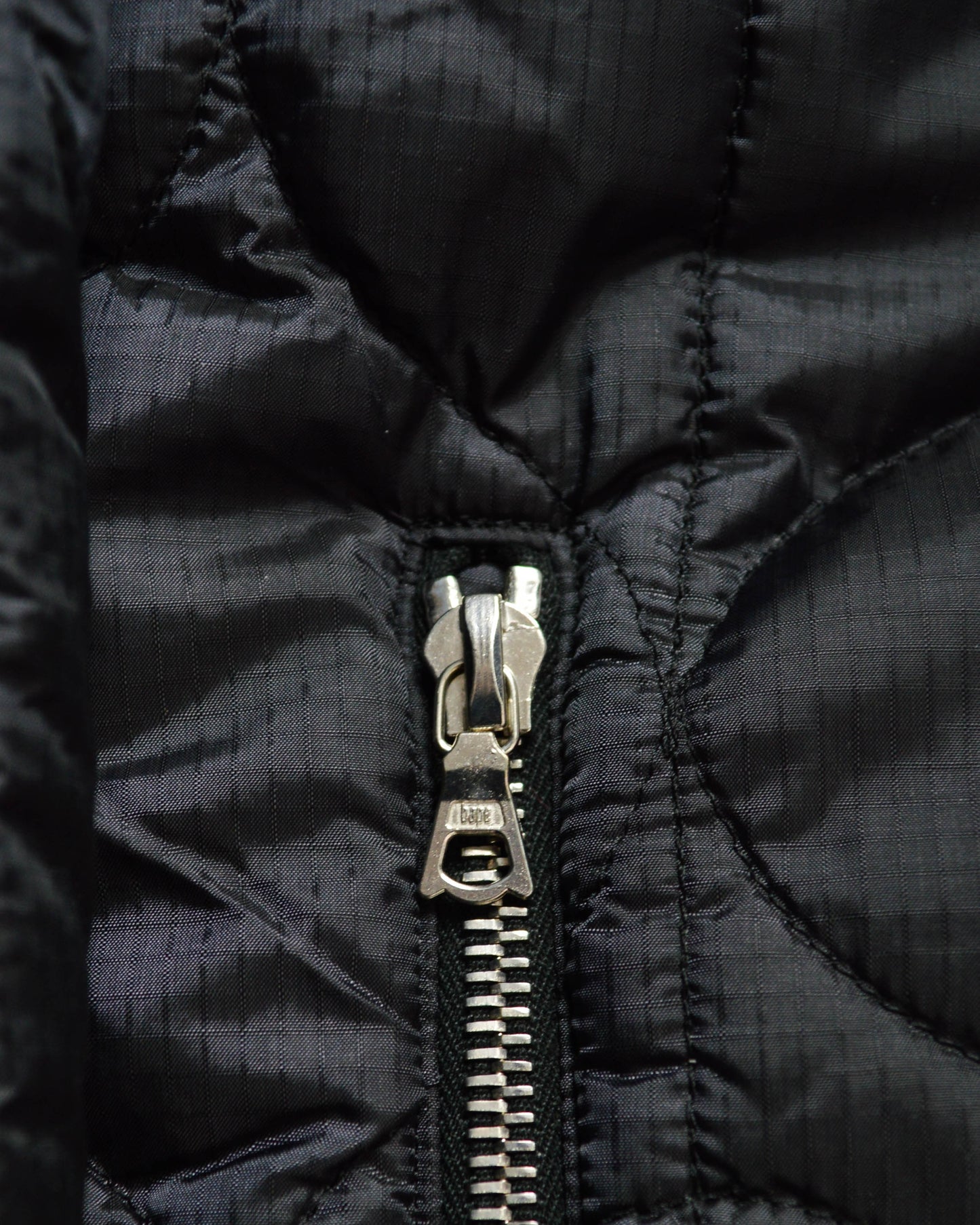 Reversible Onion Quilted Military Liner Style Black / Cream Jacket (M)