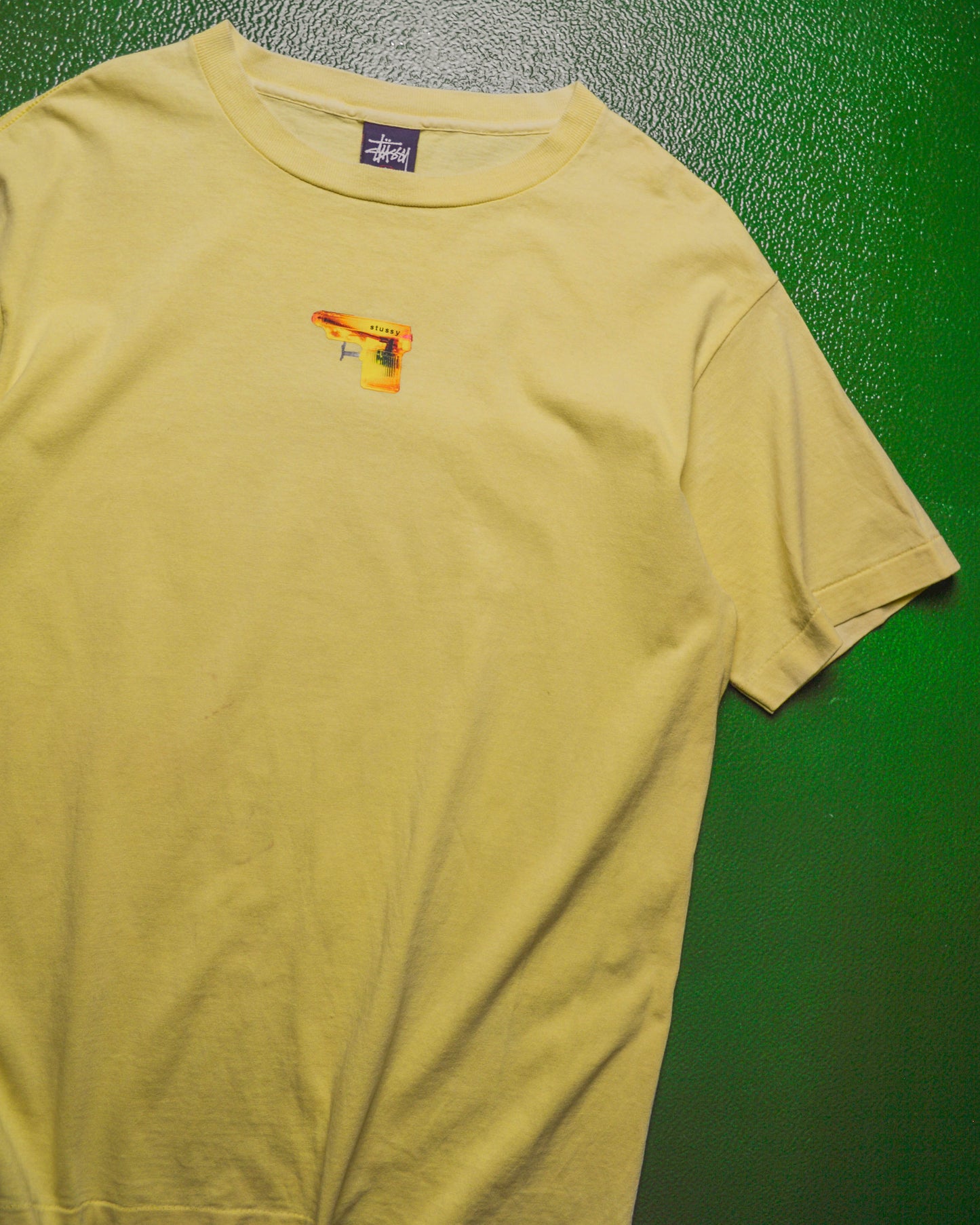 Orange / Thermal Image Water Pistol / Gun Graphic Baby Yellow T-shirt (L)