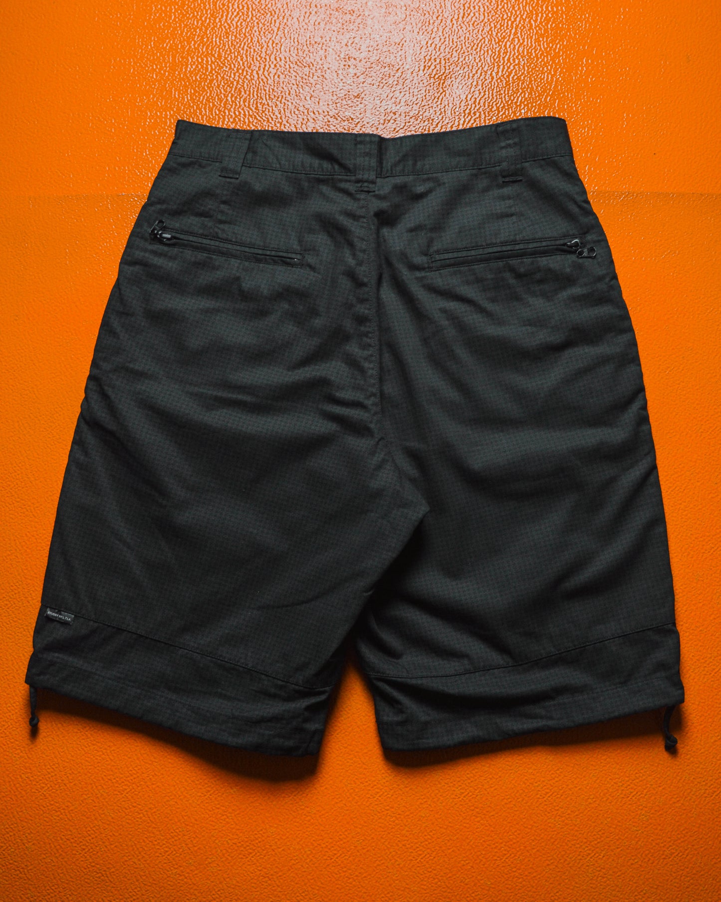 Tonal Black Houndstooth Pattern Side Pocket Cargo Shorts ( 30 & 32)