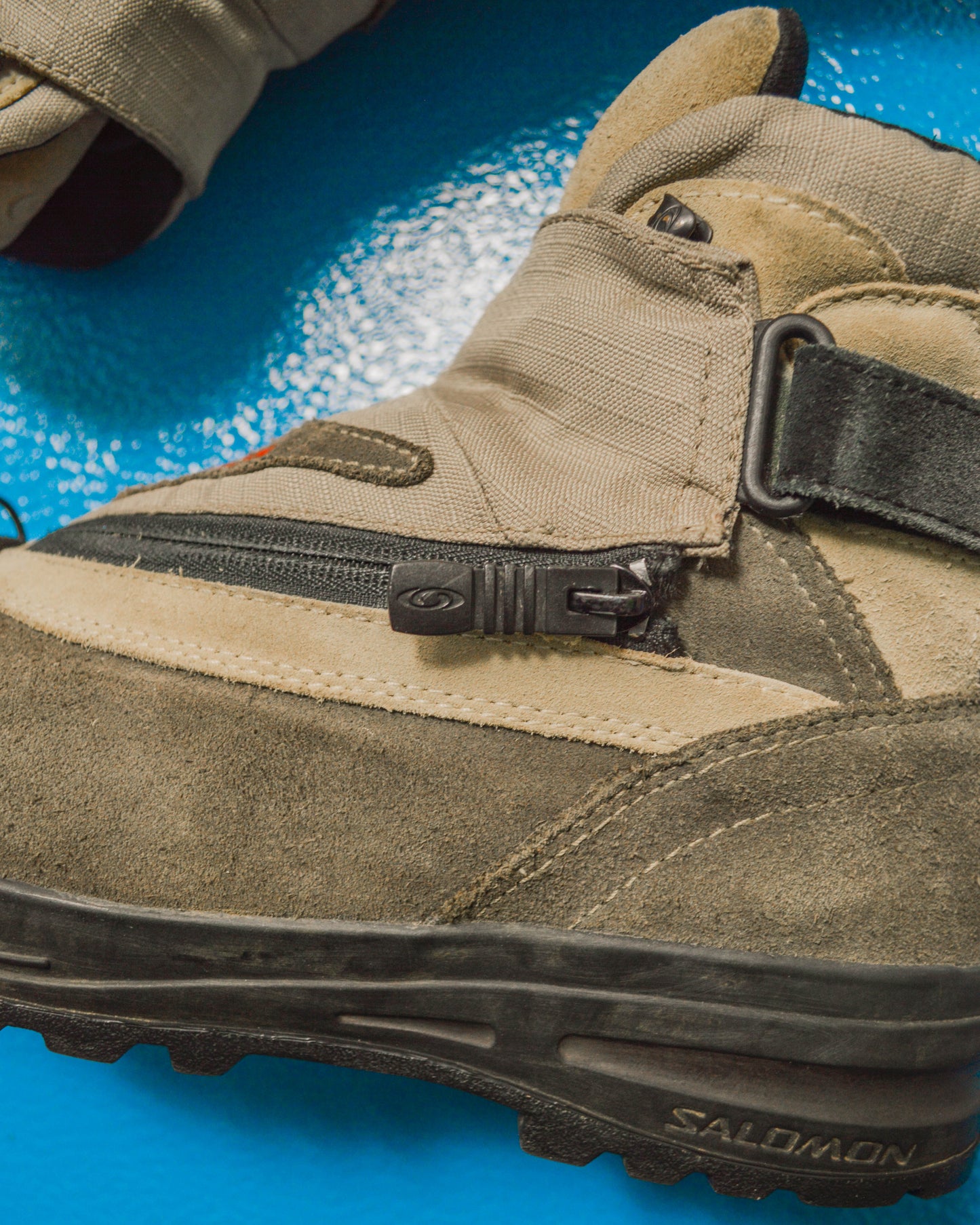2004 Adventure 7 Beige / Brown/ Black Hiking Boot (UK9)