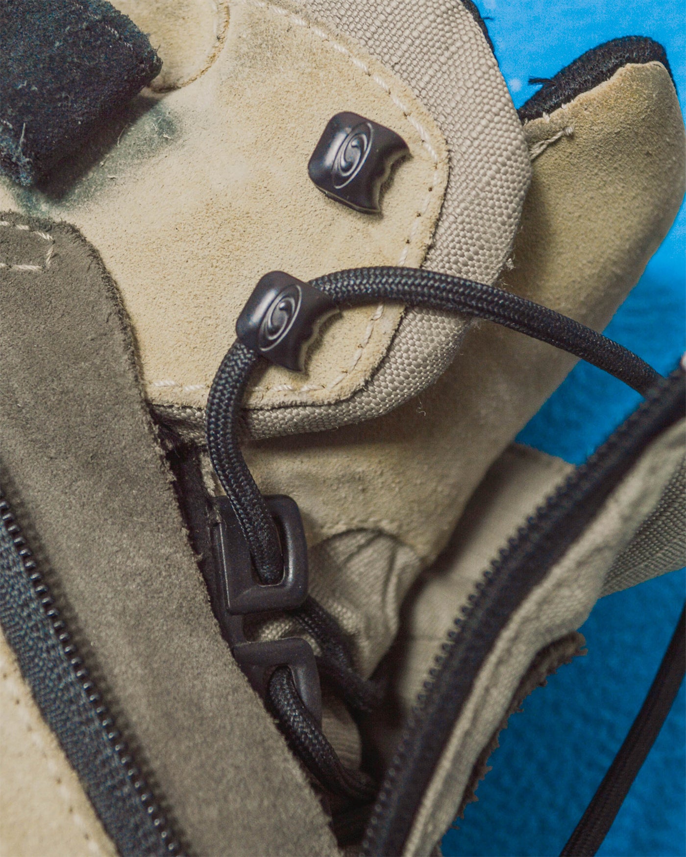 2004 Adventure 7 Beige / Brown/ Black Hiking Boot (UK9)