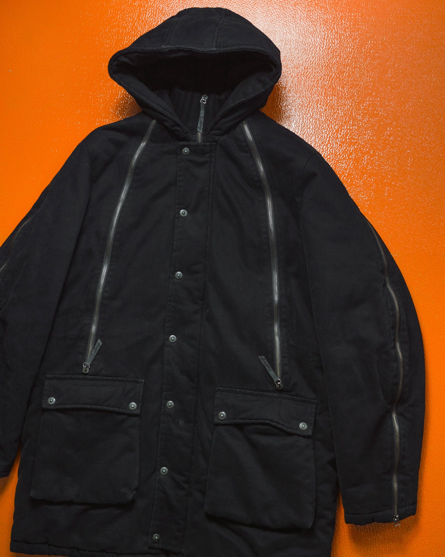 Iceberg Chunky Knit Panelled Multi Zipper Insulated Black Canvas Parka (~M~)