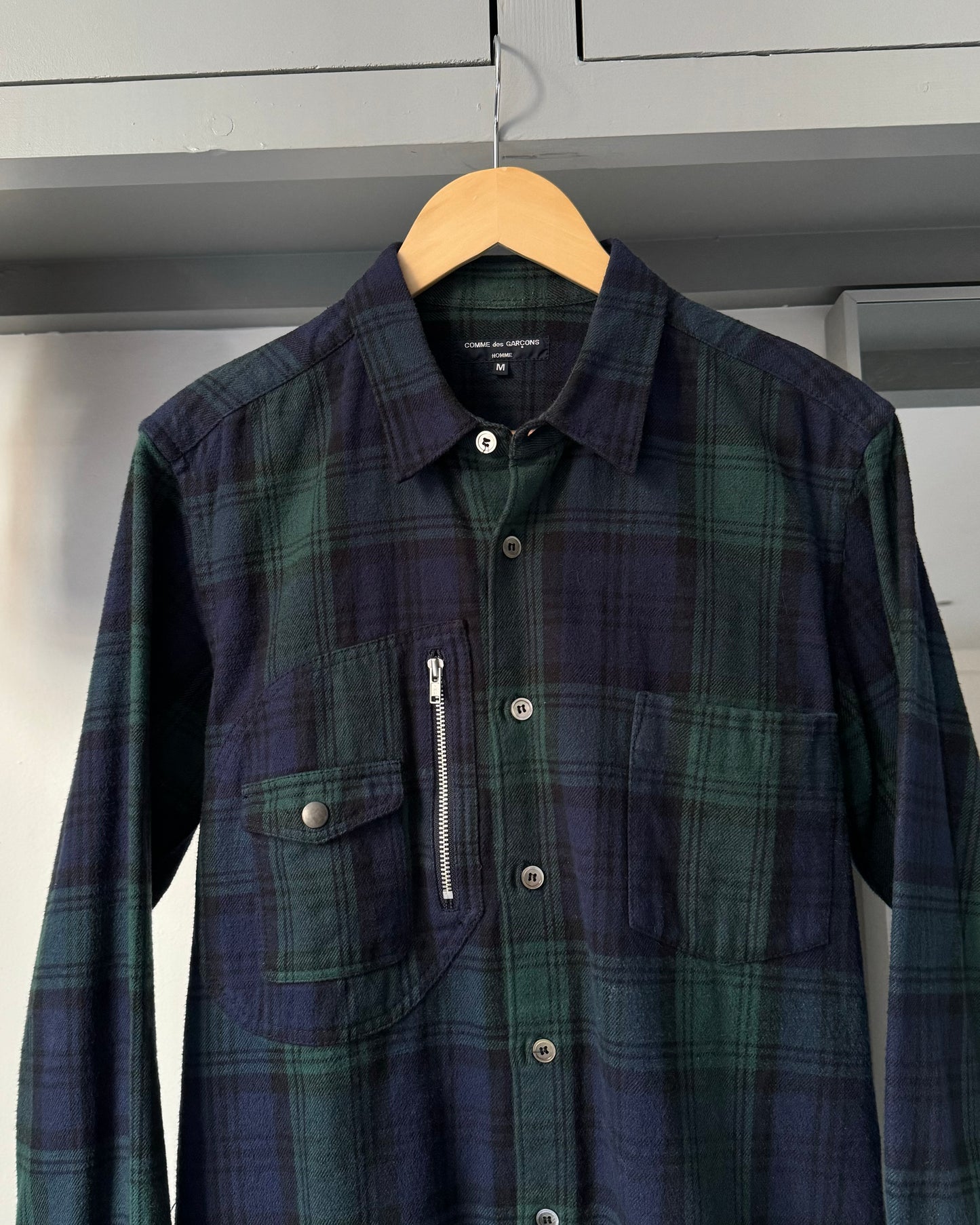 2005 Cargo Patch Pocket Panel Green Navy Plaid Shirt  (~M~)