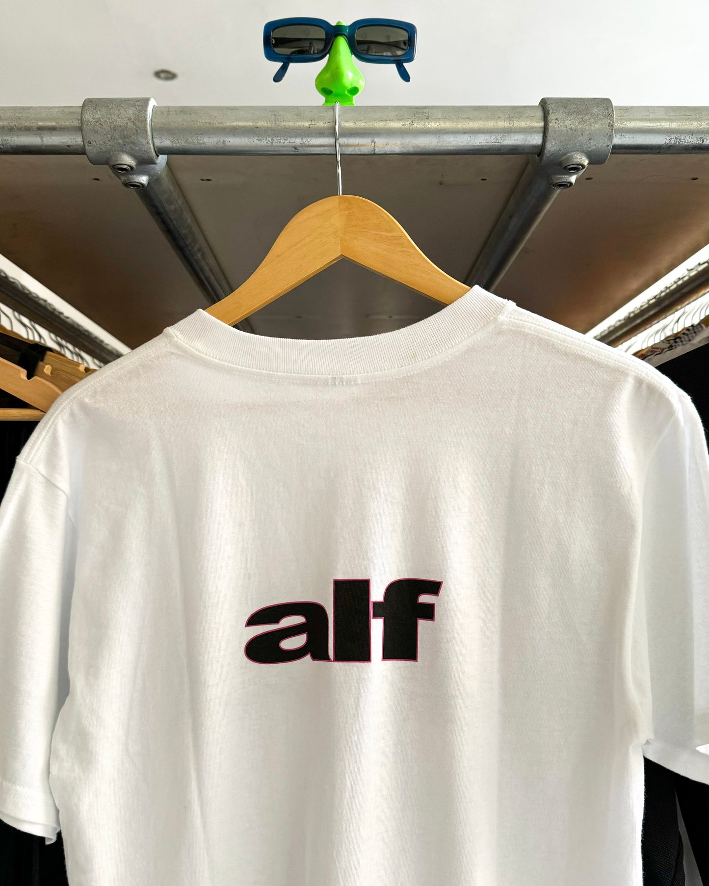 SS1999 “Relief” Alfred Hitchcock “ALF” Cartoon T-shirt (M)