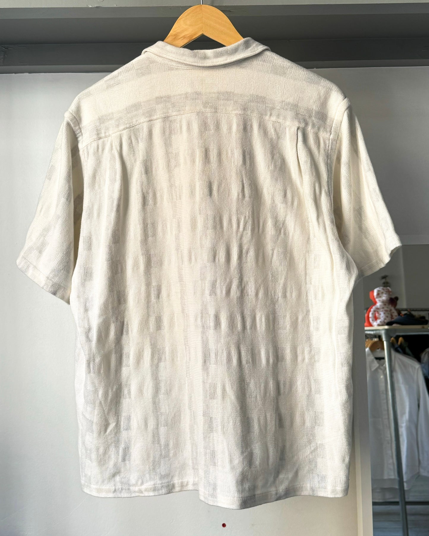 1996 Grey Cream Staggered Stripe Shirt (~L~)