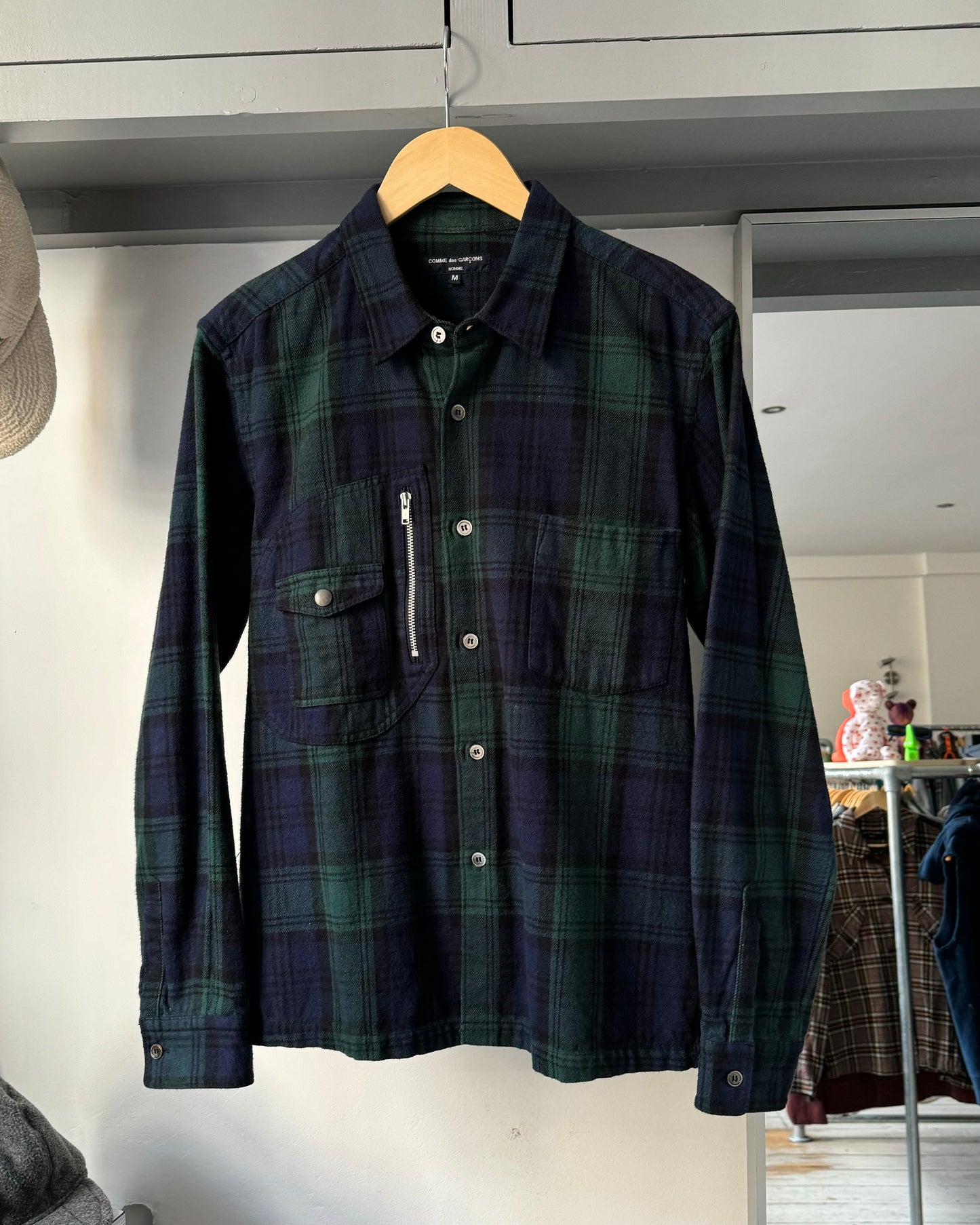 2005 Cargo Patch Pocket Panel Green Navy Plaid Shirt  (~M~)