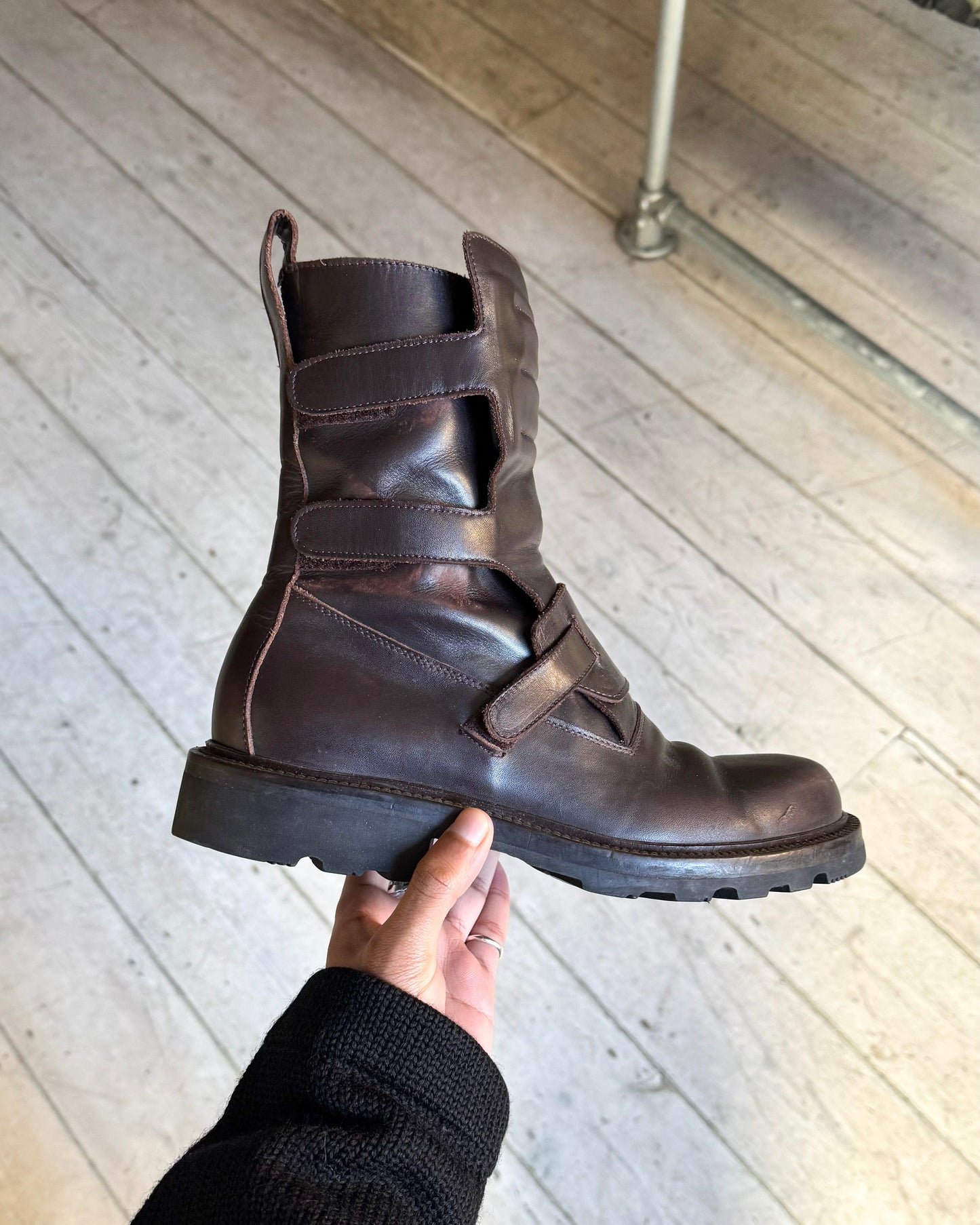 Early 2000s Brown Leather Moto Strap Vibram Boots (EU40 / UK7-7.5)