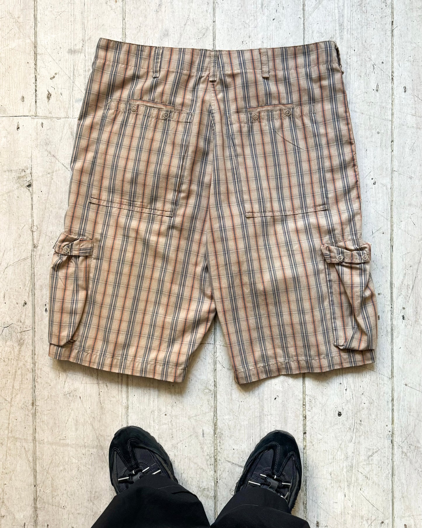 Beige Plaid Multi Pocket Shorts (33-35)