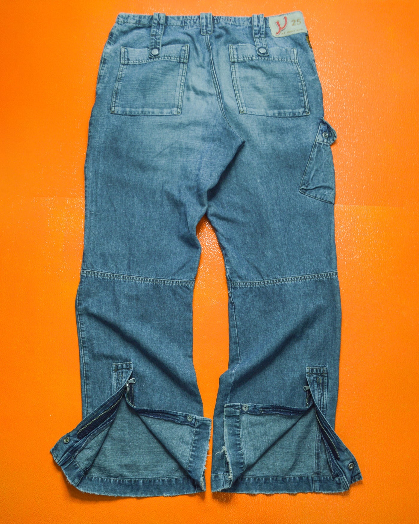 Relaxed Asymmetrical Medium Wash Blue Denim Cargo Pants (~32~)