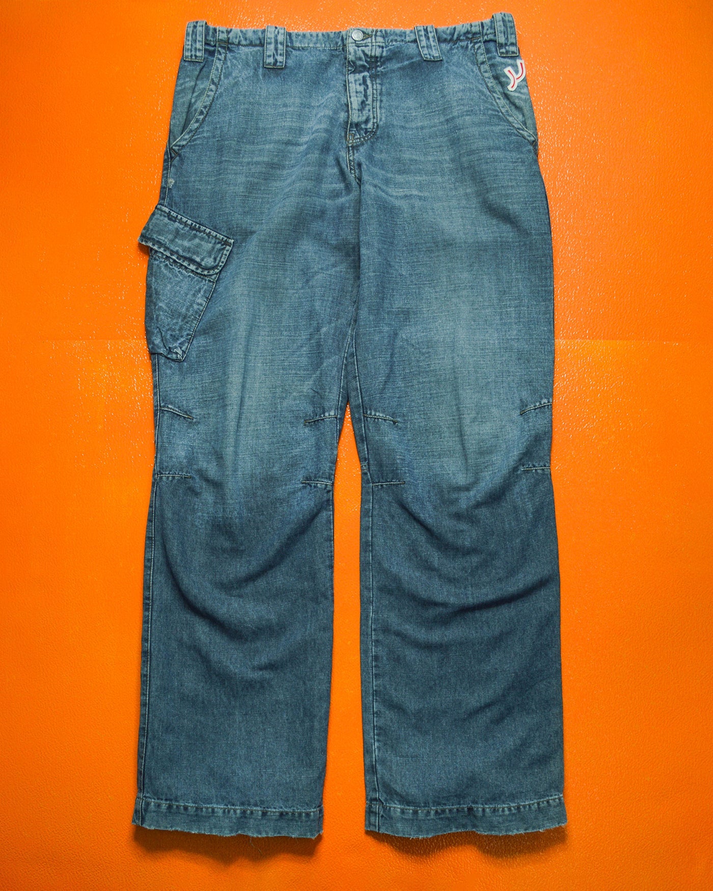 Relaxed Asymmetrical Medium Wash Blue Denim Cargo Pants (~32~)