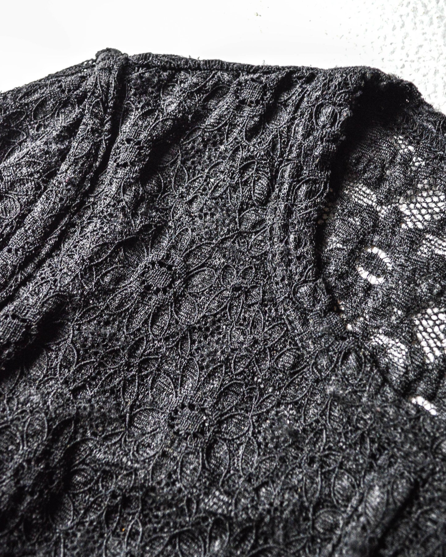 2000 Black Floral Lace Longsleeve Nylon Rayon Poly Blend Knit Top