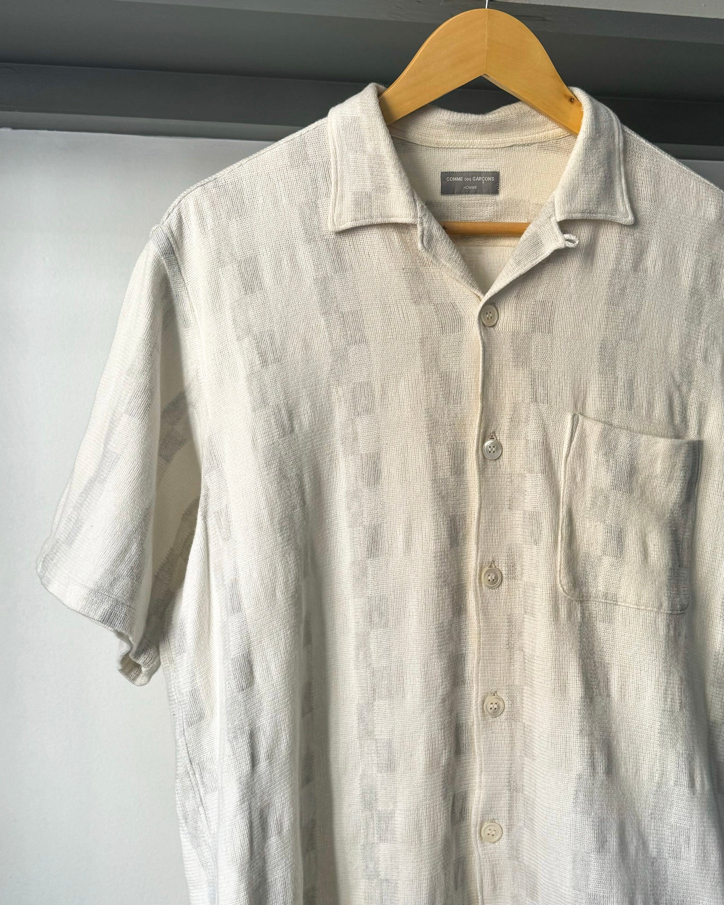 1996 Grey Cream Staggered Stripe Shirt (~L~)