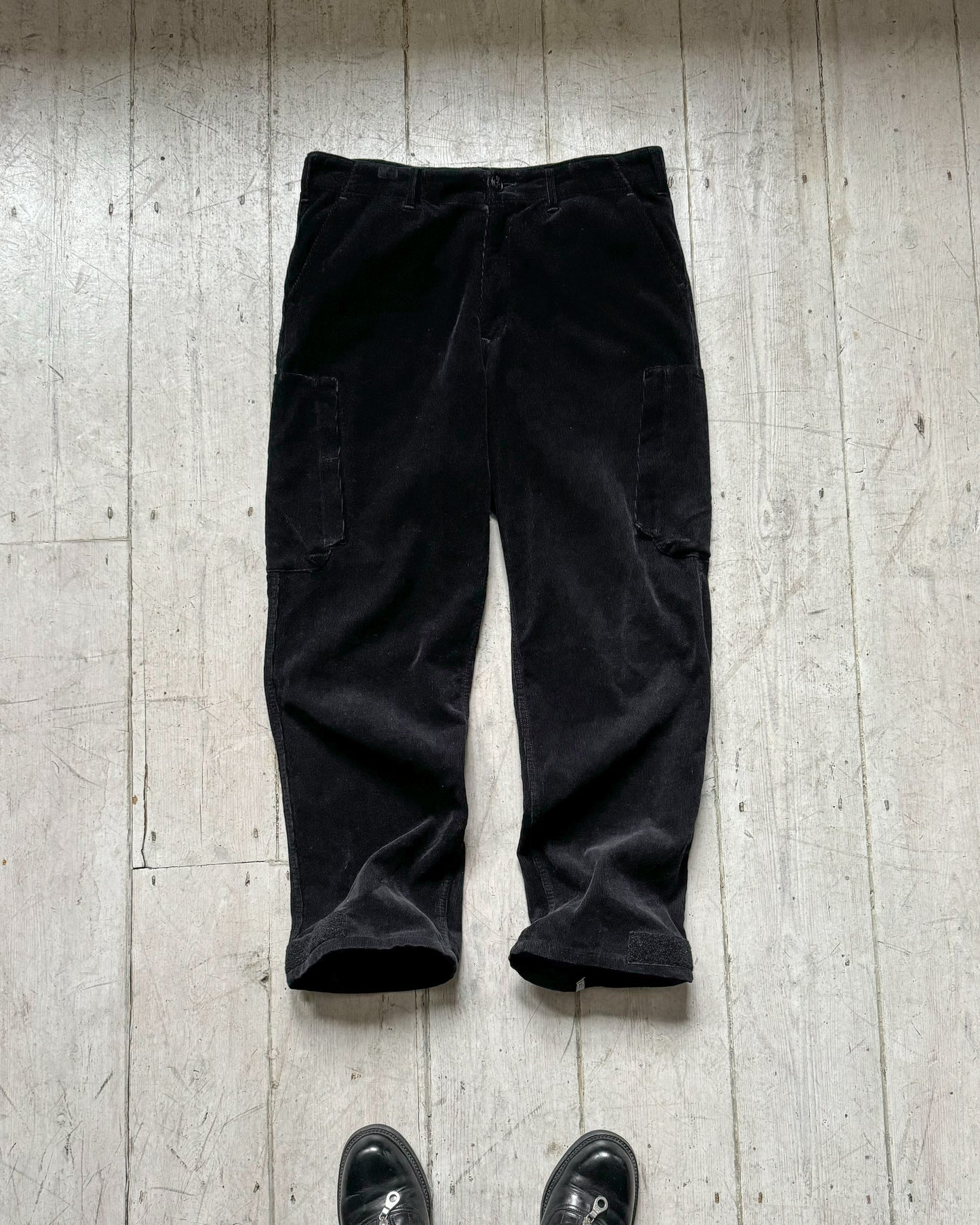 Black Corduroy Cargo Pocket Pants  (32~34)