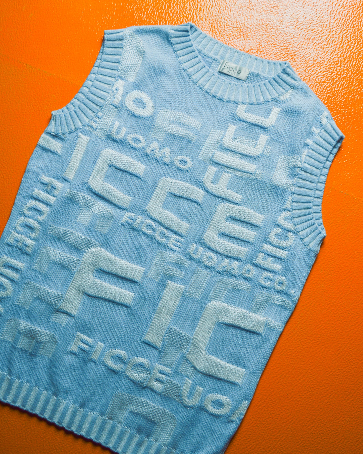 Intarsia Monogram Baby Blue Knit Vest (S~M)