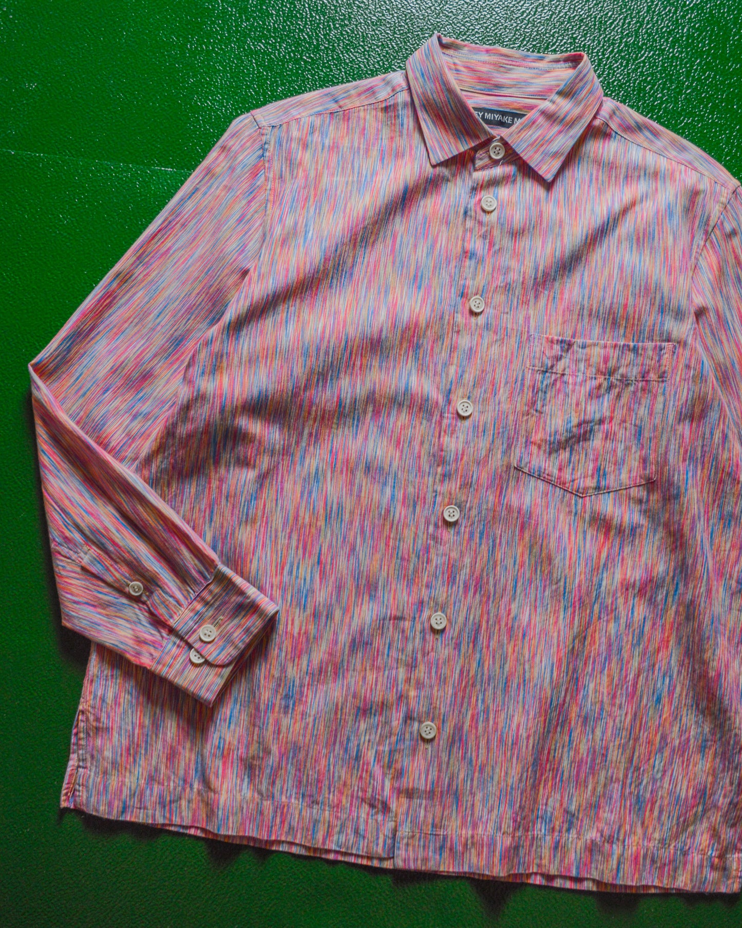 Brushed / Blurred Lines Vibrant Pattern Longsleeve Shirt  (S~M)