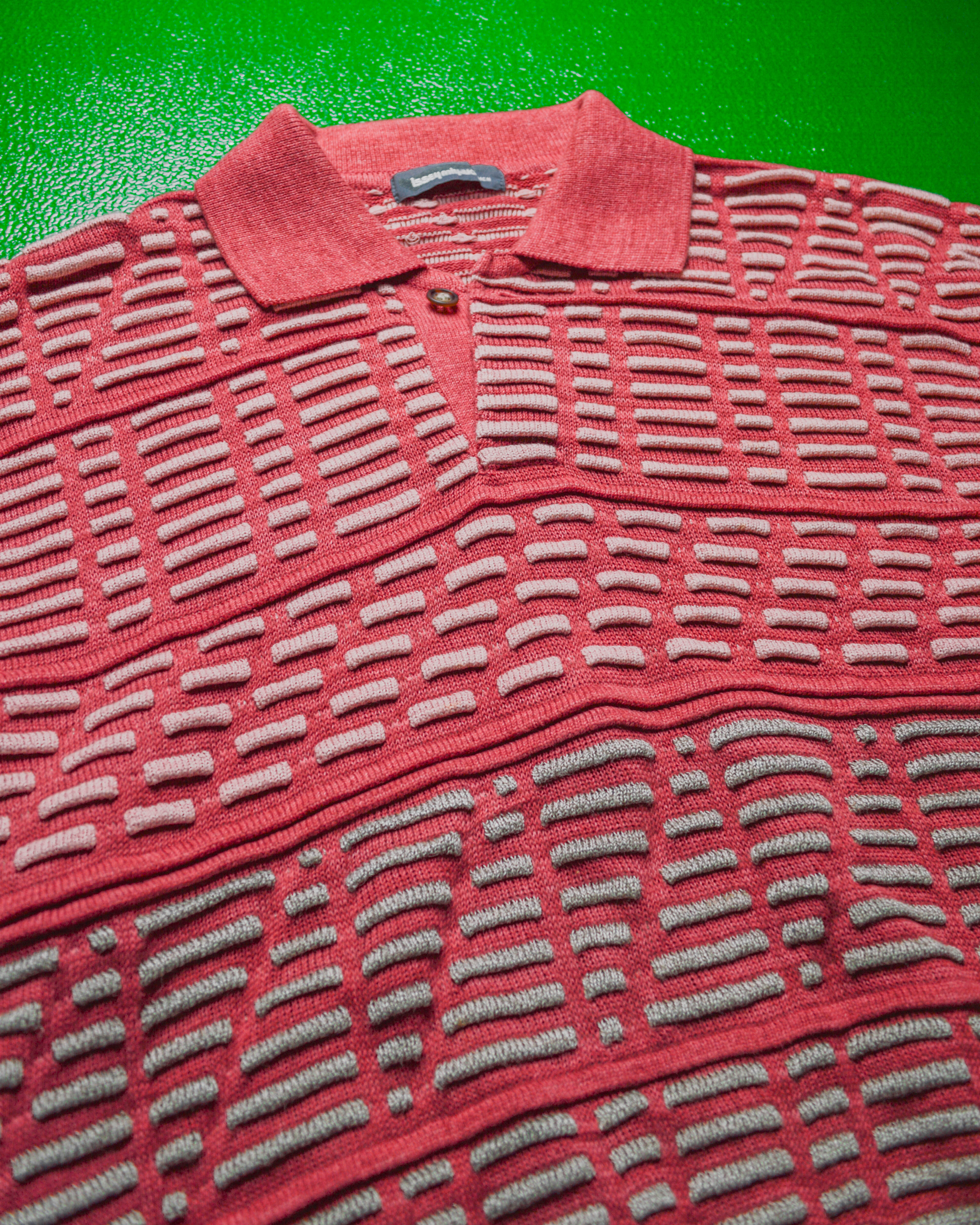 SS 1989 Muted Red 3D Striped Pattern Knit LS Polo Jumper (~L~)
