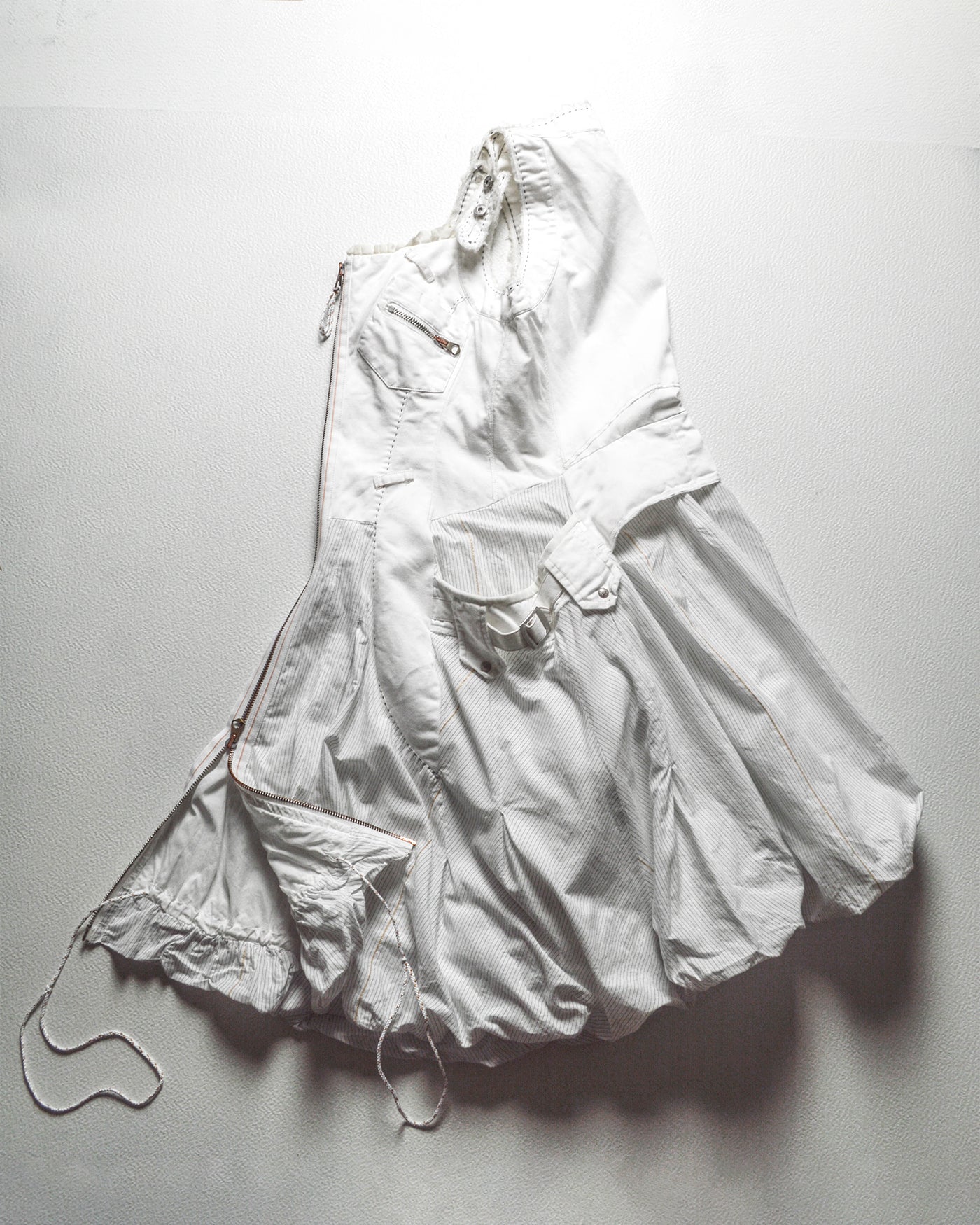 Early 2000s Pinstriped Balloon Style Cargo Pocket Zip Dress (42)