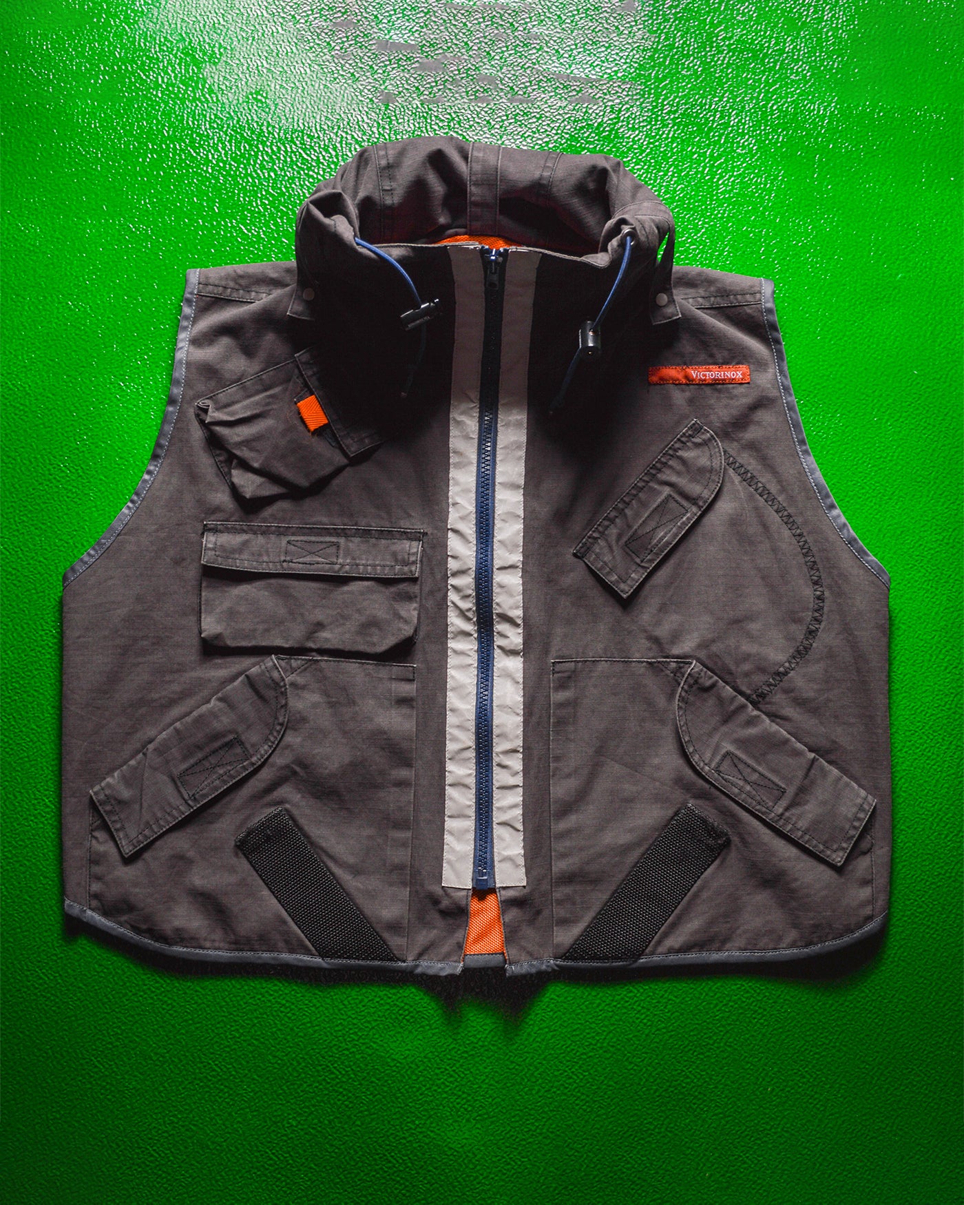 Tactical Multi-Pocket Concealable Hooded Cropped Vest; (~M~)