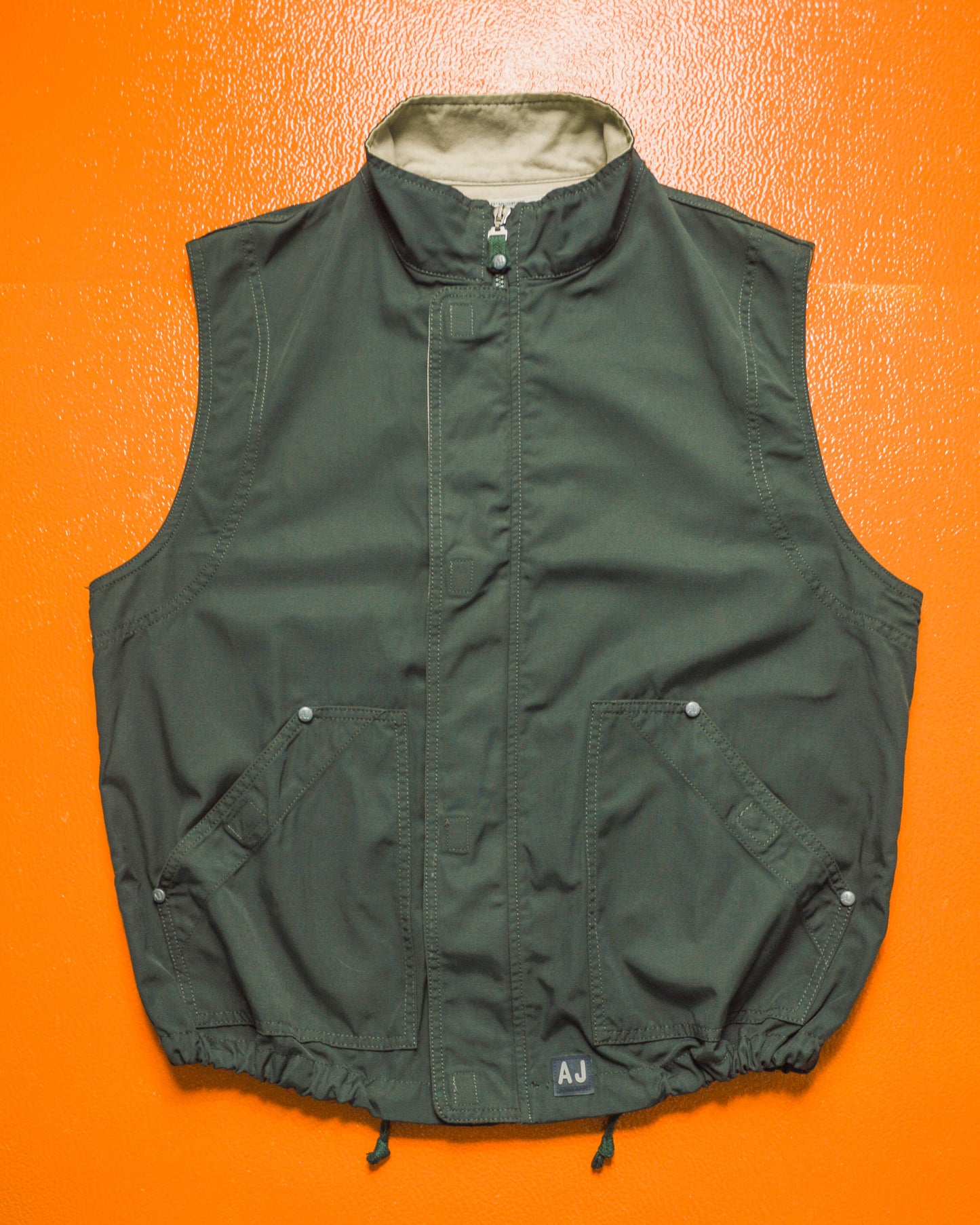 90s Muted Bottle Green Contrast Plastic Snap Closure Vest (~M~)