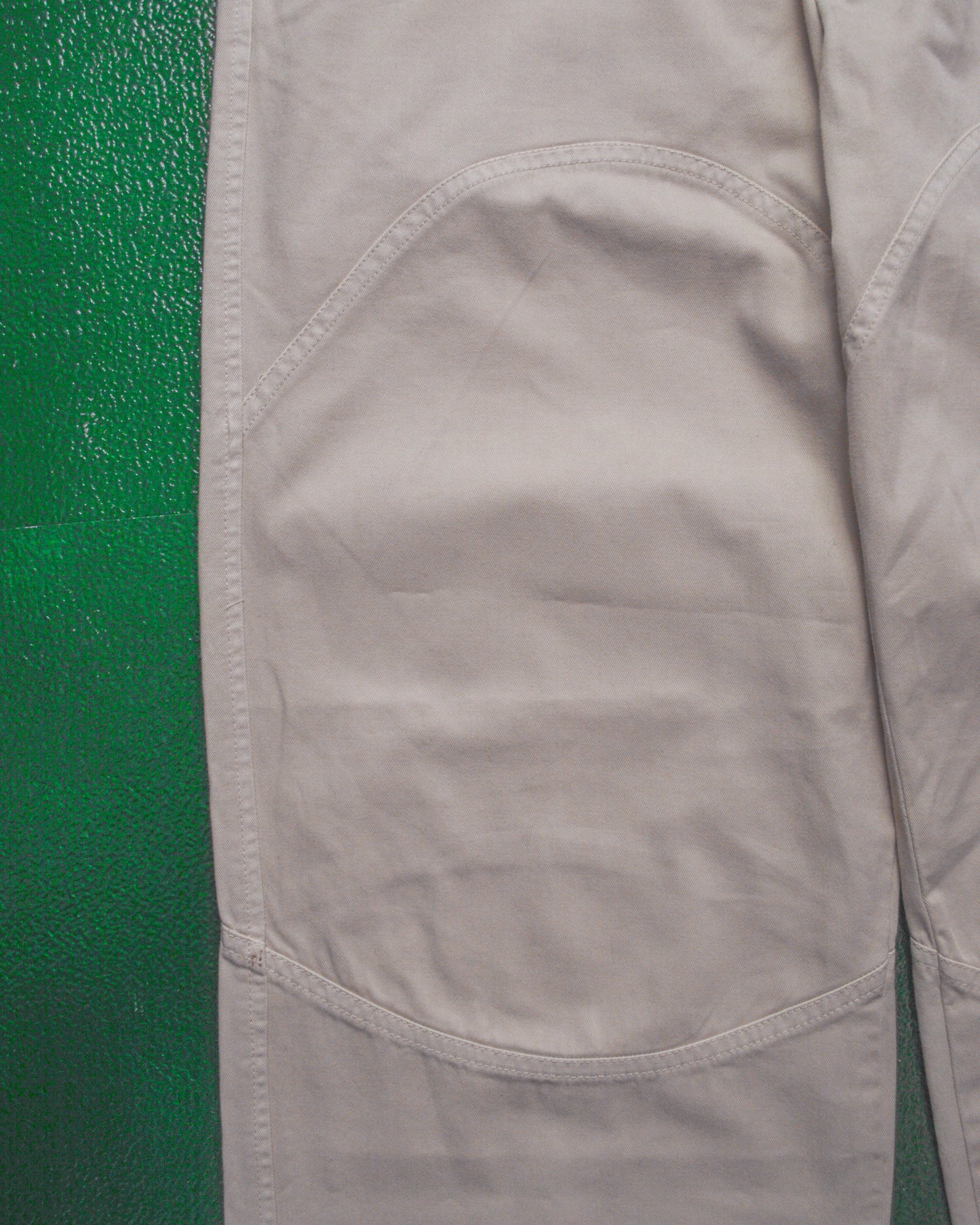 Early 2000s Round Knee Panelled Cream Pants (~32~)