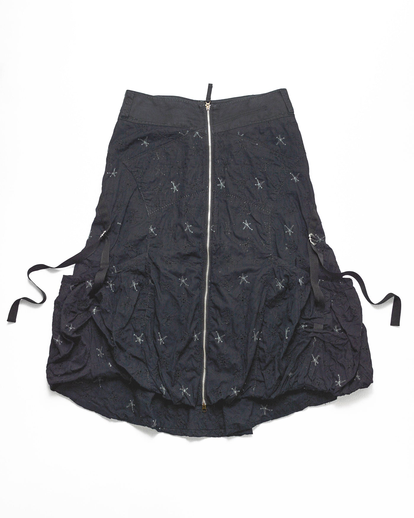 Early 2000s Washed Black / Navy Embroidered Star Pattern Balloon Style Strap Cargo Skirt (S)