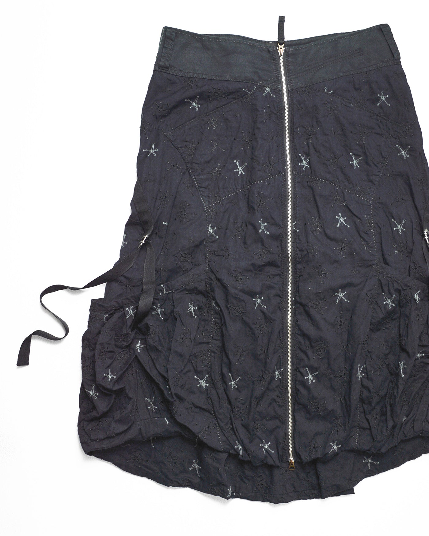 Early 2000s Washed Black / Navy Embroidered Star Pattern Balloon Style Strap Cargo Skirt (S)