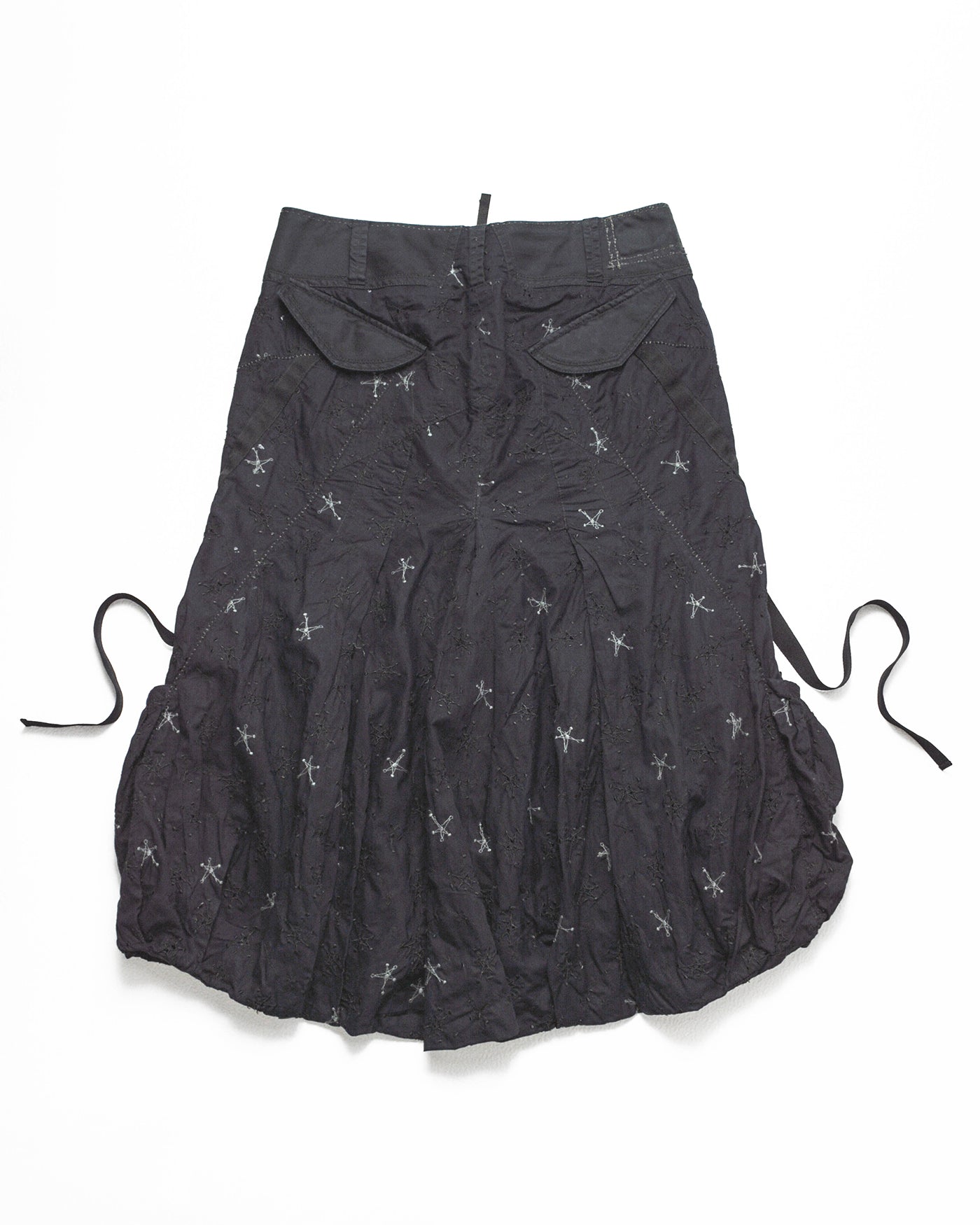 Early 2000s Washed Black / Navy Embroidered Star Pattern Balloon Style Strap Cargo Skirt (S)