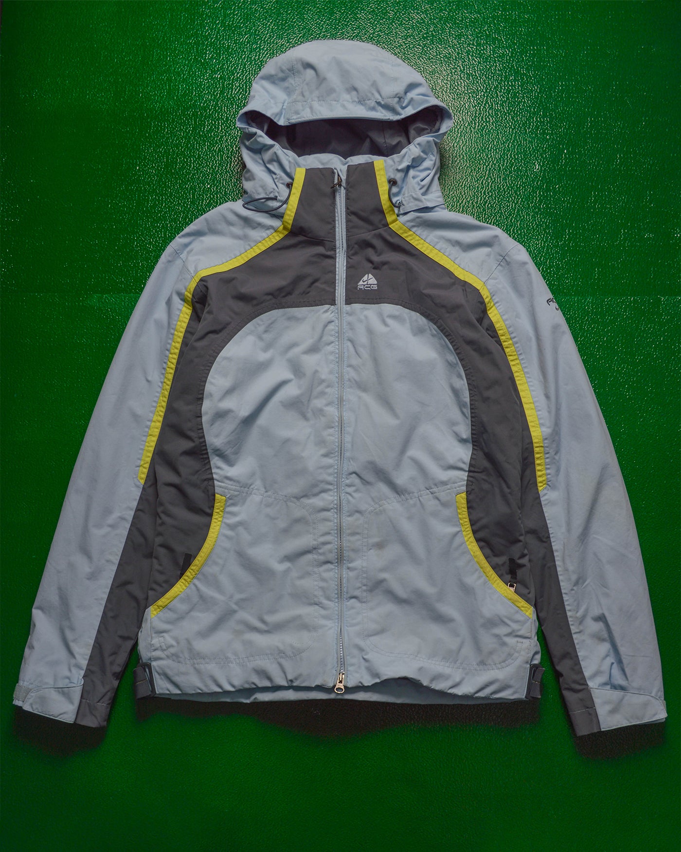 2005 Baby Blue / Grey / Yellow Accented Shell Jacket (S~M)