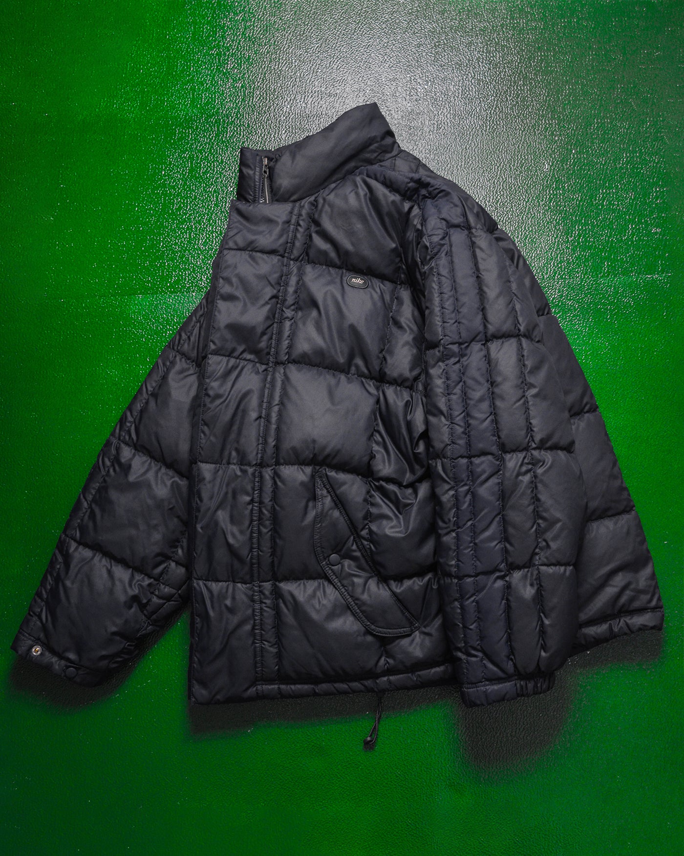 Fall 2000 Square Quilted Deep Navy Puffer Jacket (L~XL)