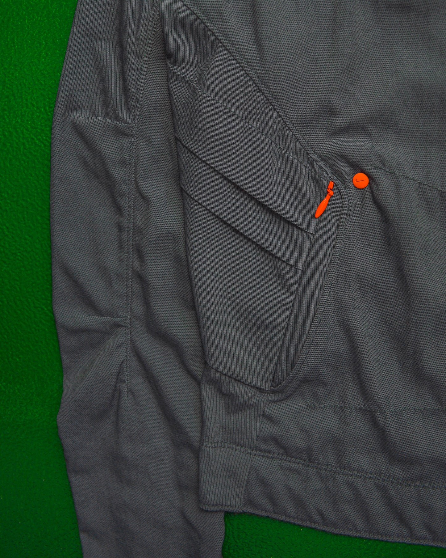 Spring 2006 Articulated Grey Gill Jacket (L)