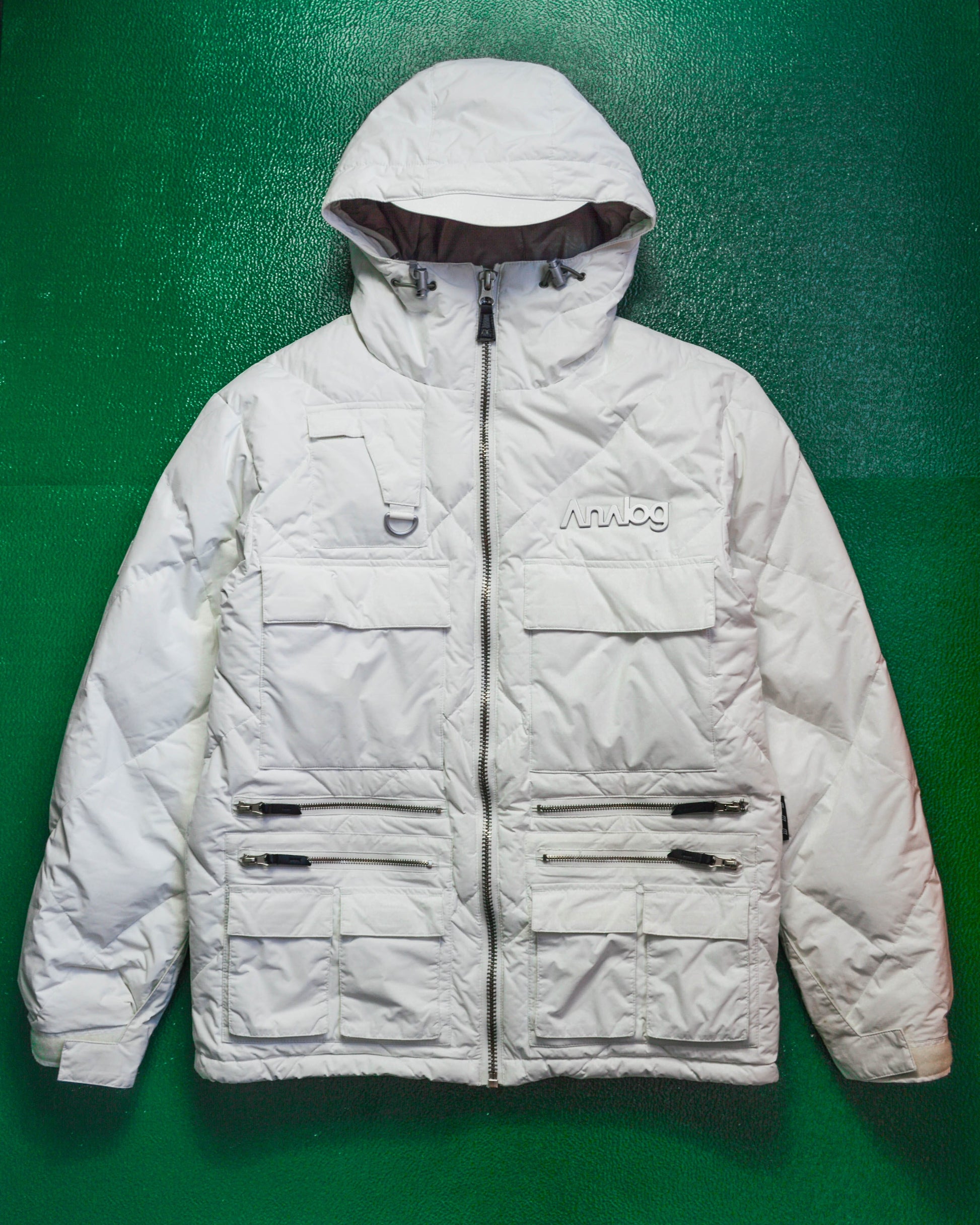 ANALOG Diamond Stitch White Multi Pocket Puffer Jacket (~M~)