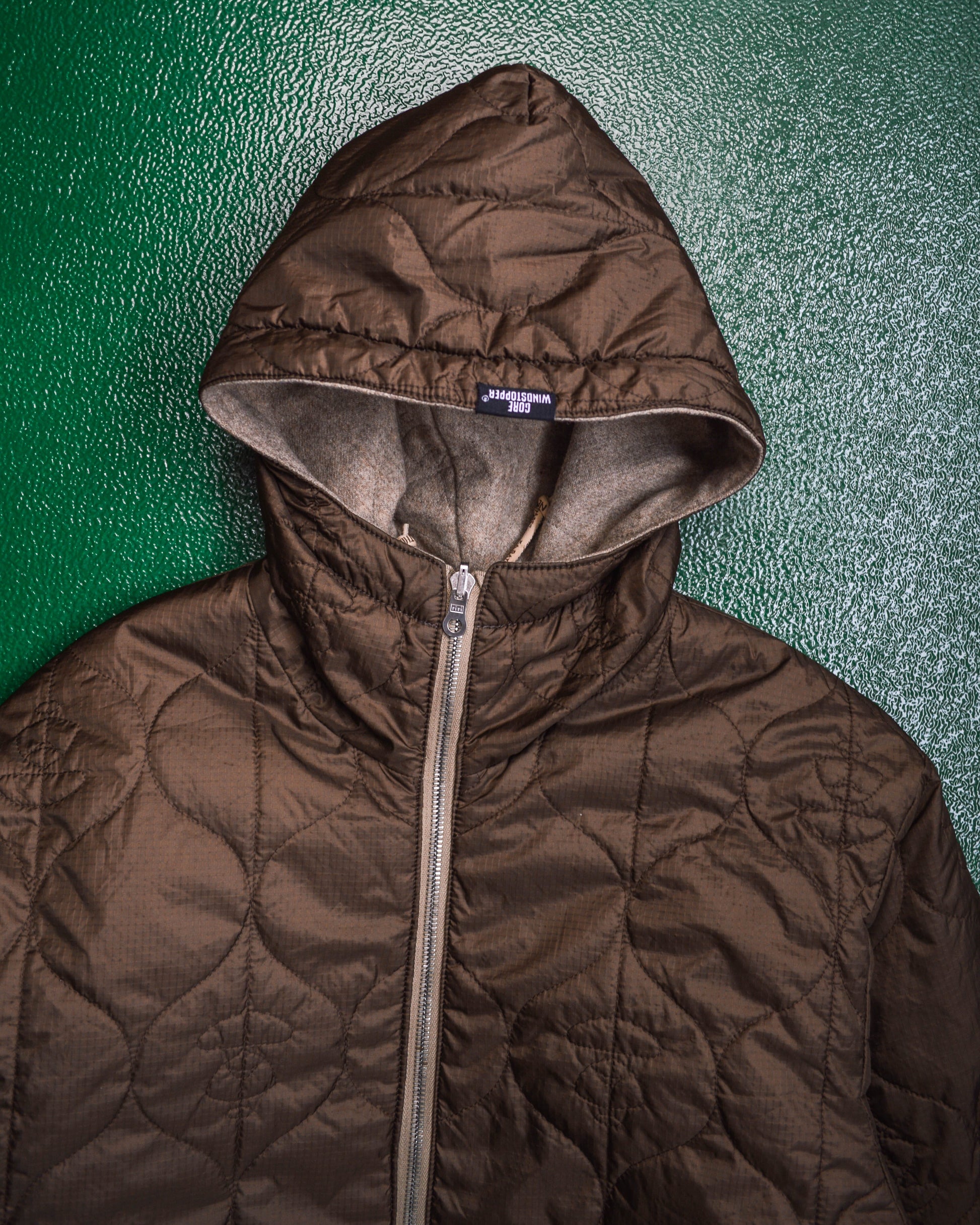 bape Gore Windstopper Reversible Onion Quilted Liner Military Liner Style Brown Jacket (M)