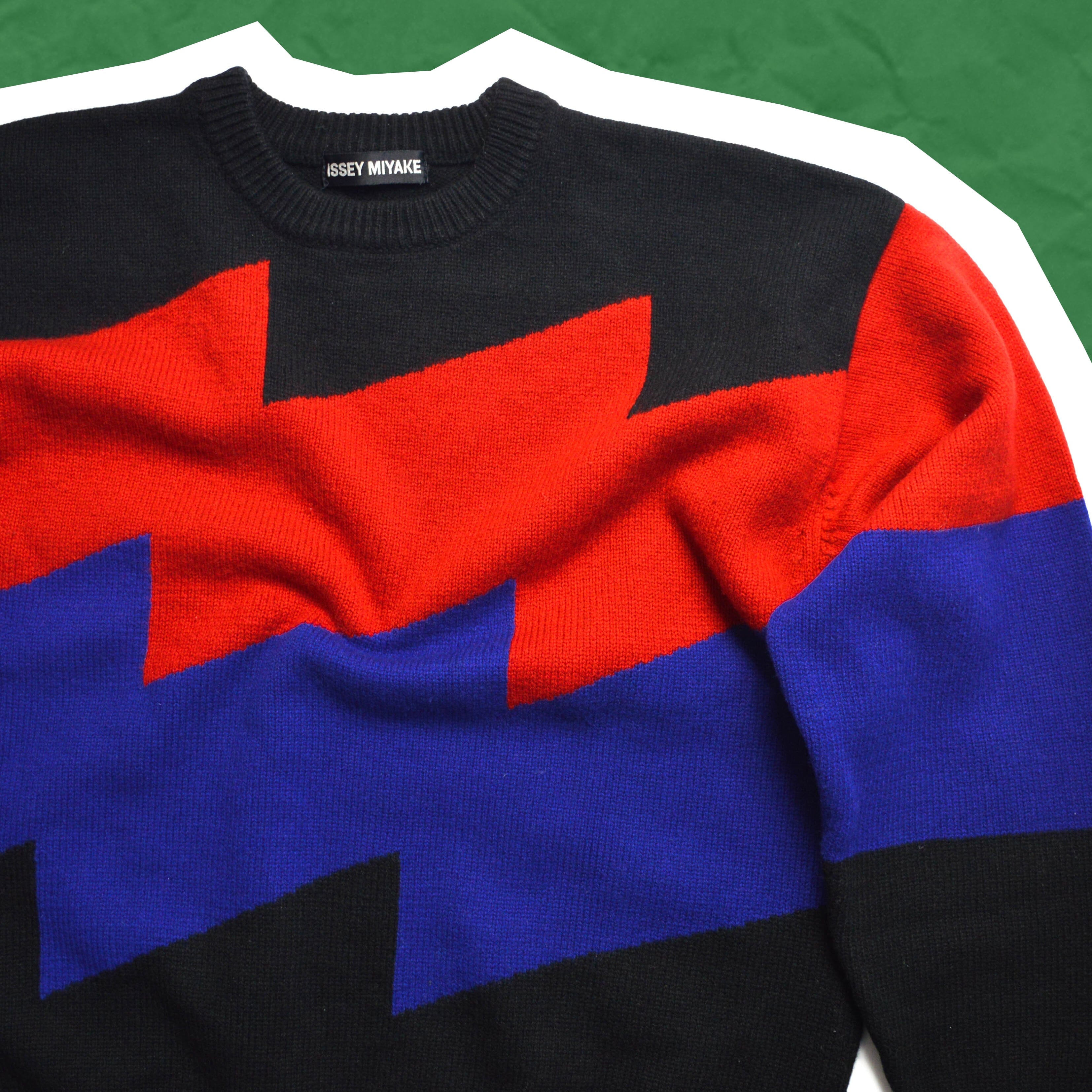 Issey Miyake Spike Red/ Blue/ Black Knit Jumper (~M~) – shop.allenreji