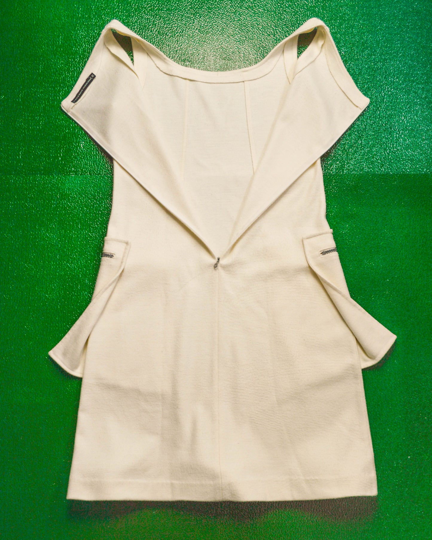 Marithe Francois Girbaud Cream Textured Cargo Dress (~M~)