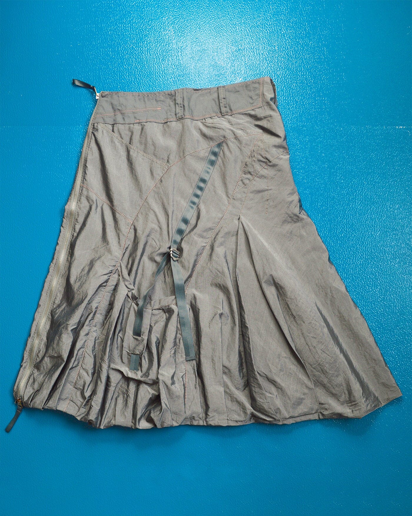 Marithe Francois Girbaud Early 2000s Futuristic Style Metallic Balloon Style Strap Cargo Skirt (S)