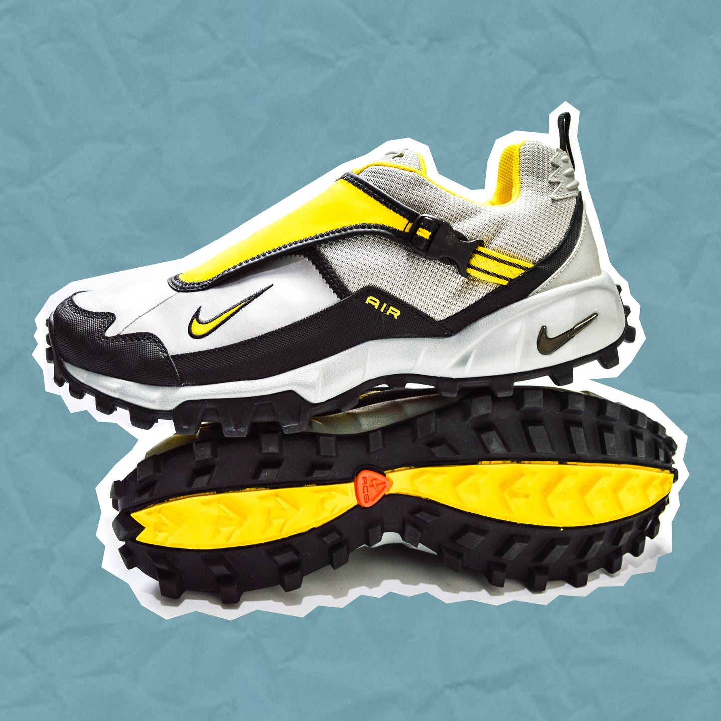 Nike ACG Air Phassad from 2002 (UK12)