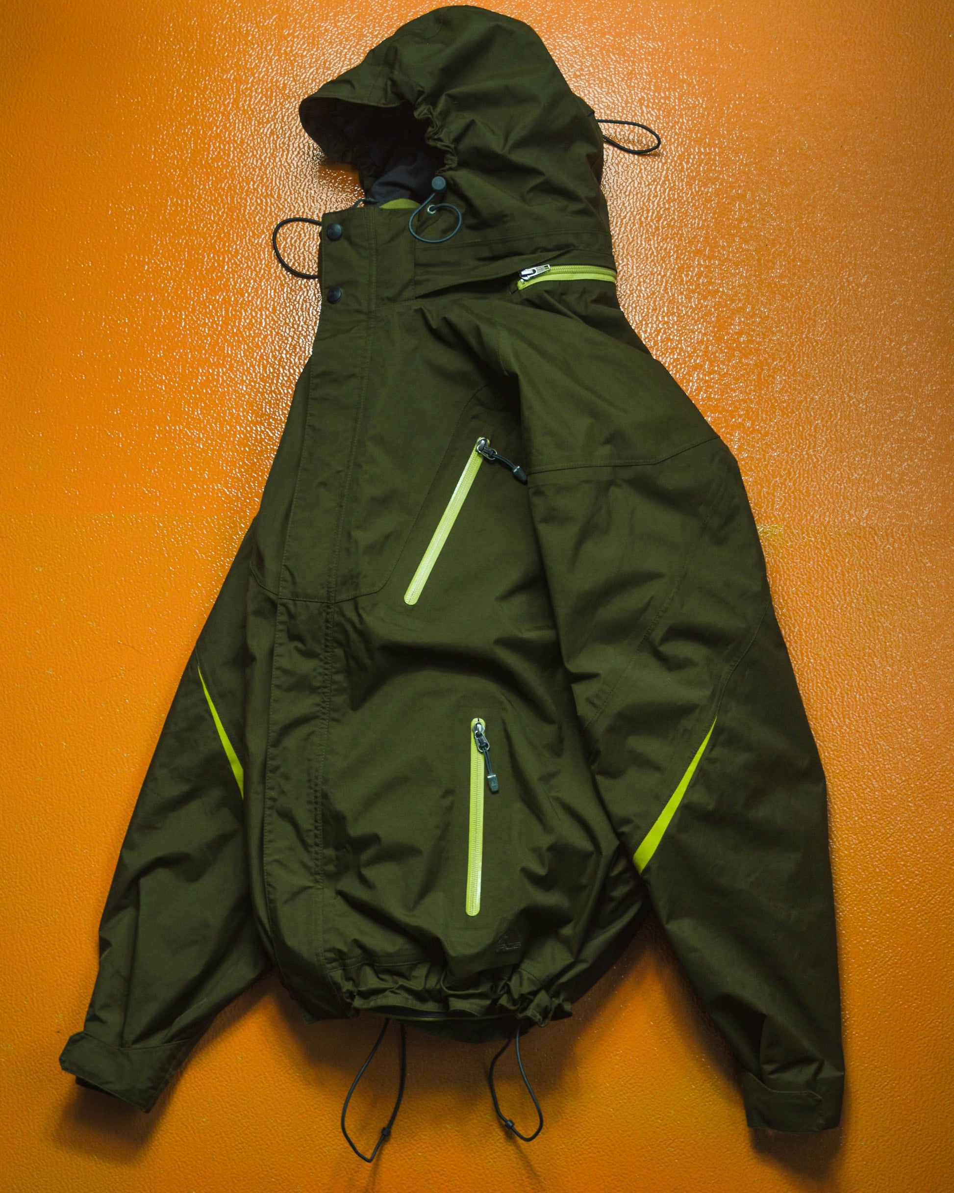 Nike ACG Technical Laminated Zipper 2 in 1 Slash Style Jacket (XL)