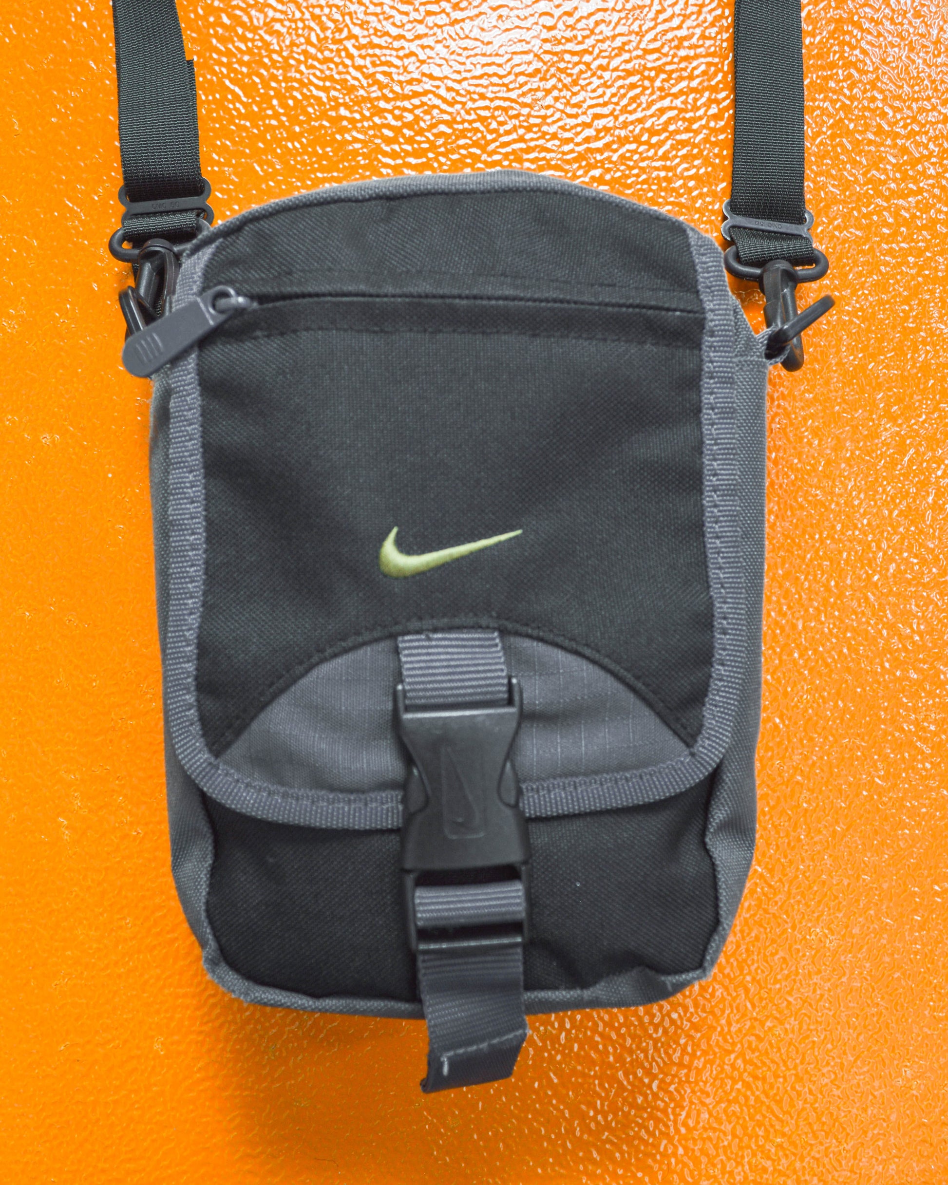 Nike Fall 2001 Grey / Muted Navy Side / Shoulder Bag (OS)