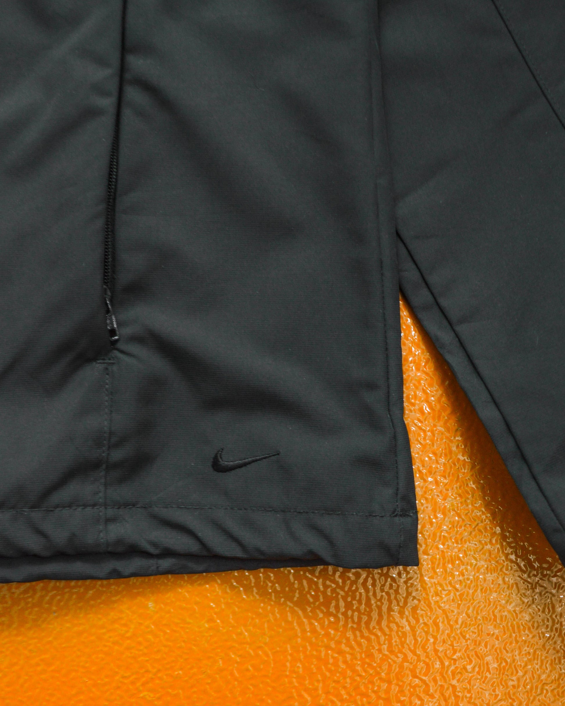 Nike Golf Detachable Sleeve / Convertible Black Tonal Track Top (~M~)