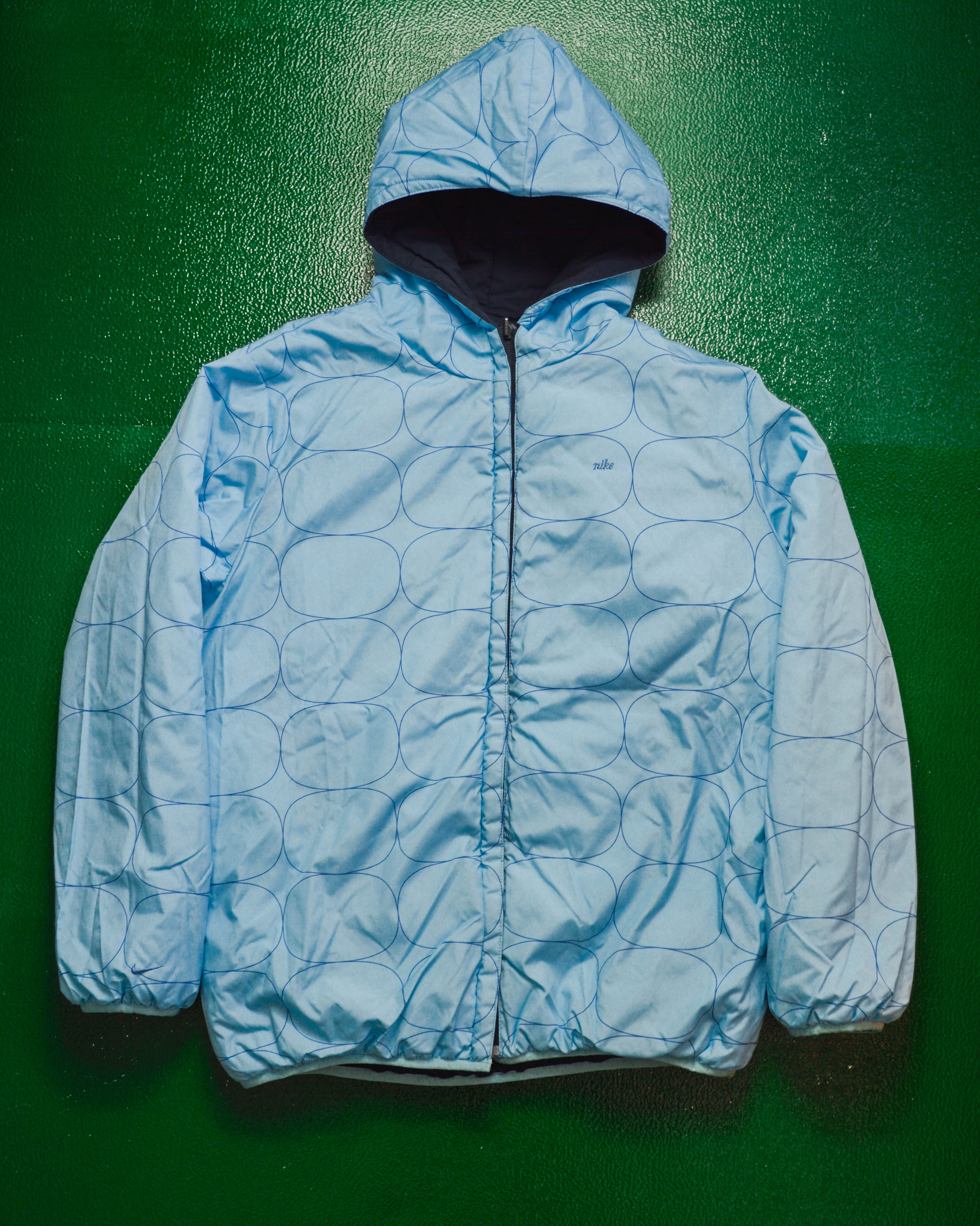 Vintage 1990s Nike Big Swoosh Reversible Puffer Jacket / Embroidered S –  LOST BOYS VINTAGE