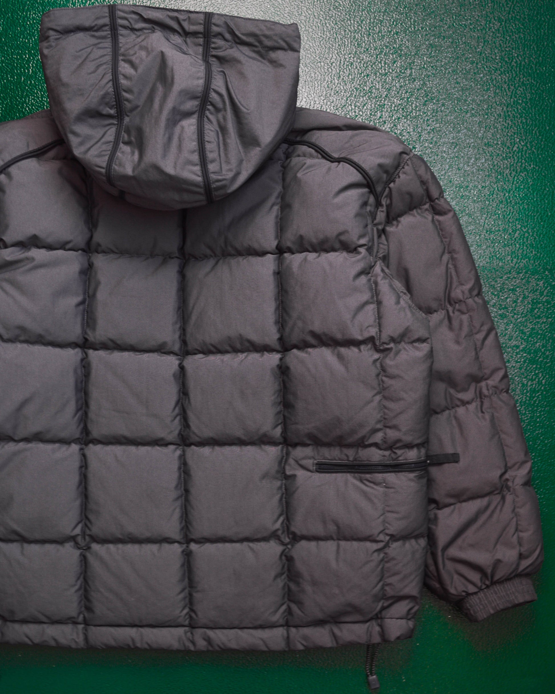 Nike Square Quilted Minimal Puffer Jacket (~M~)