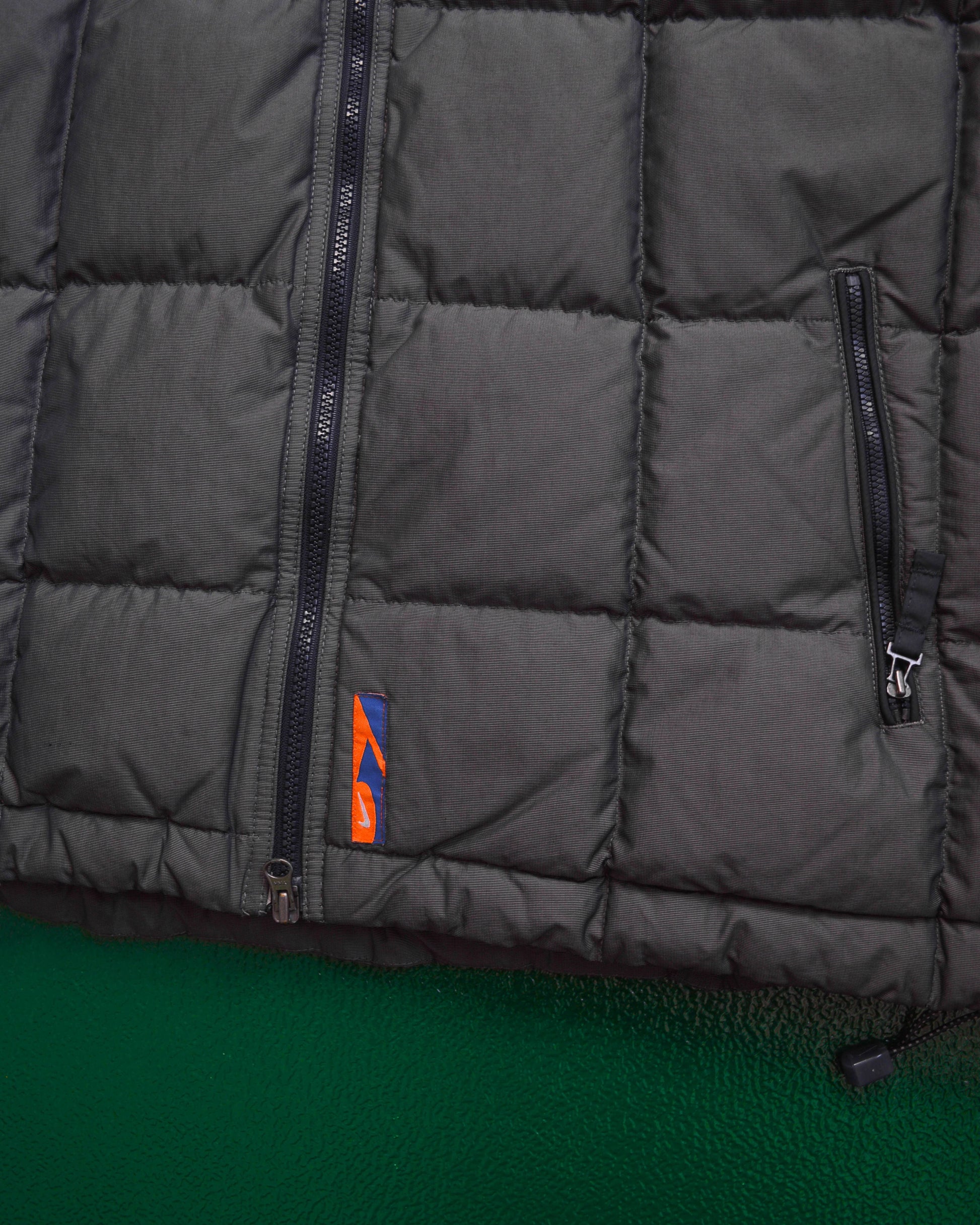 Nike Square Quilted Minimal Puffer Jacket (~M~)