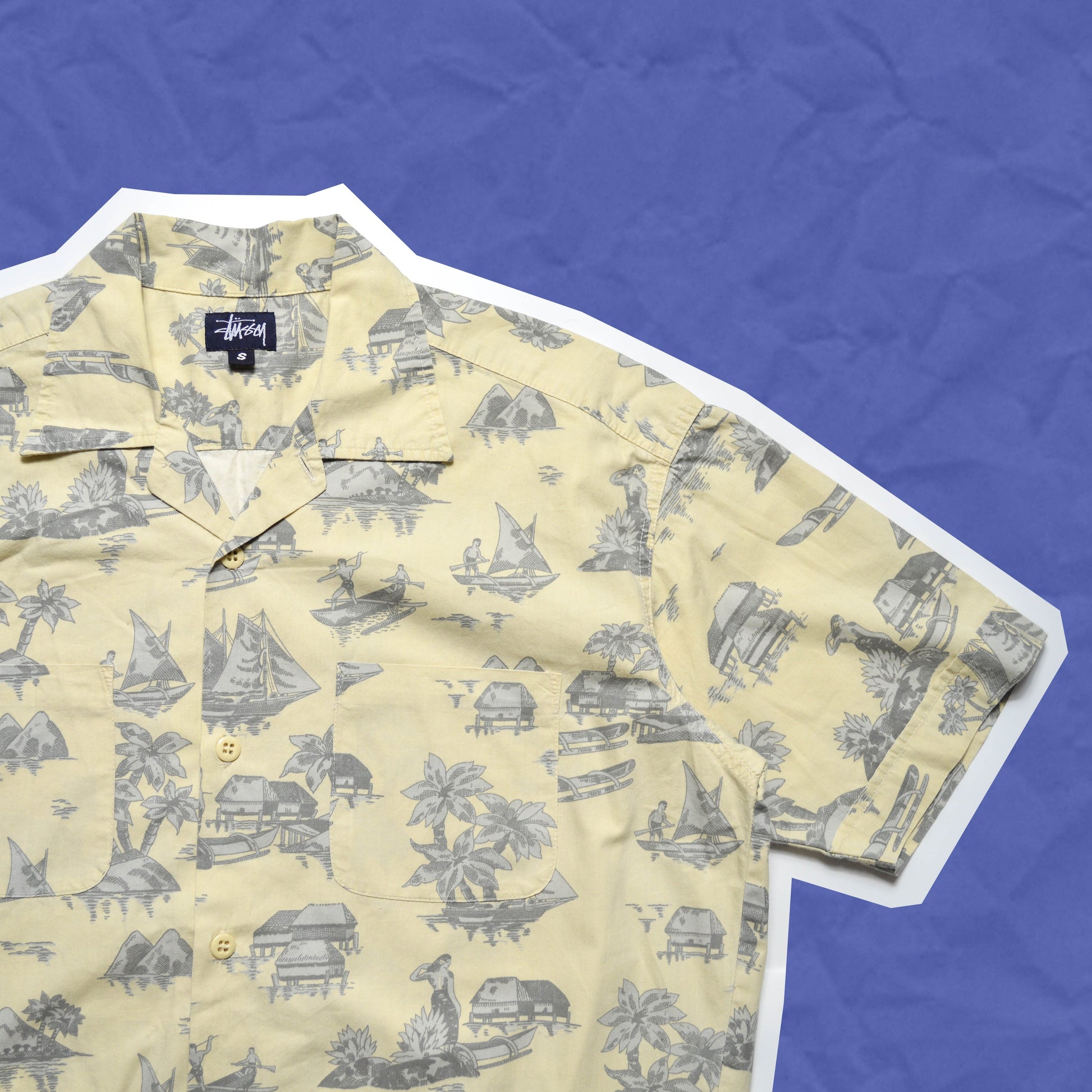 Stussy 90's Hawaiian Shirt in a Lovely Muted Yellow (L~XL)