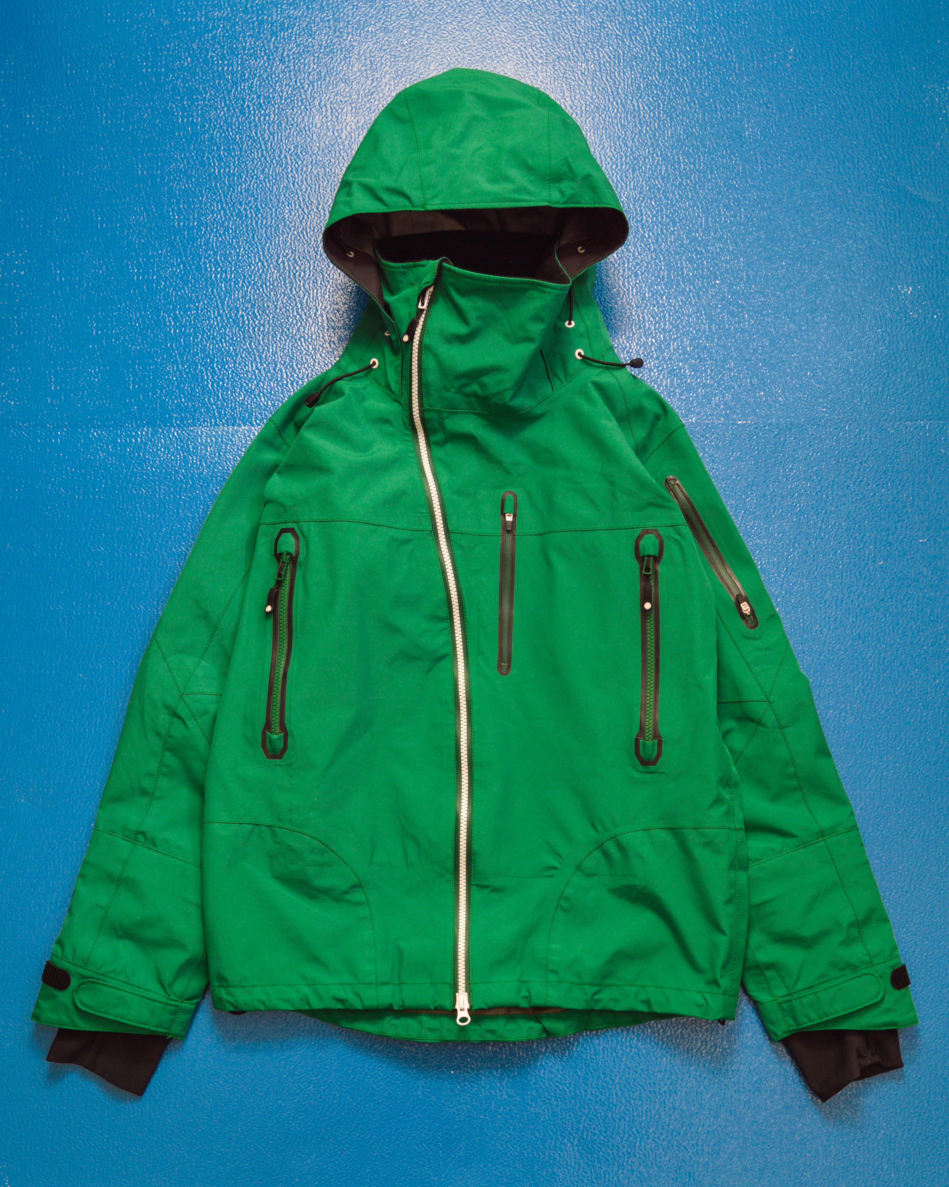 AFDICEGEAR A/W11 Green Asymmetrical Curved Zip Gore-tex Jacket (~M~)