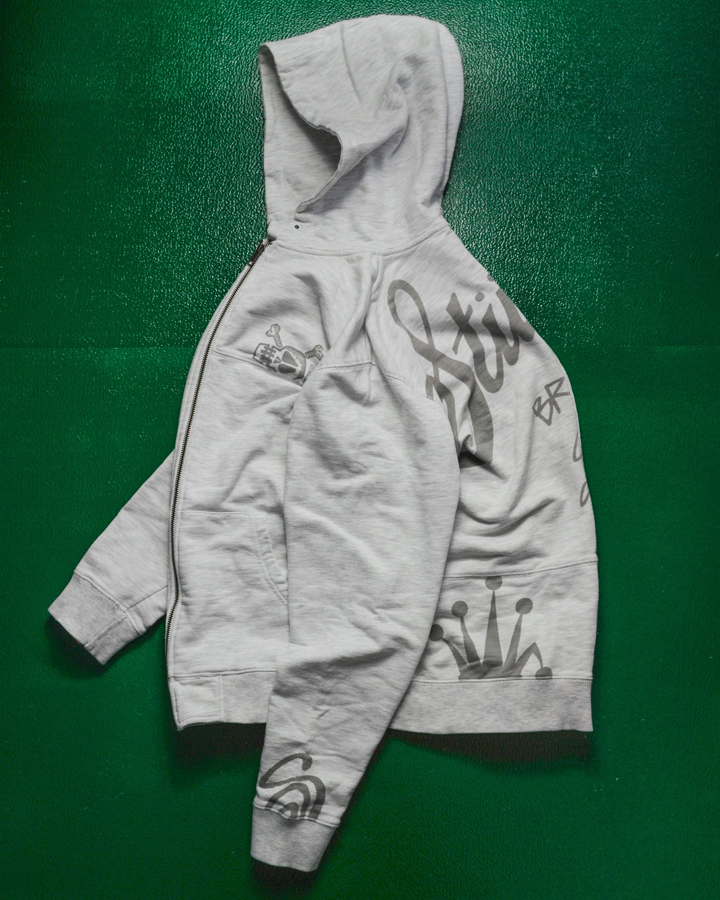 Stussy Collage Split Logo Asymmetrical Zip Up Heather White Hoody (~M~)